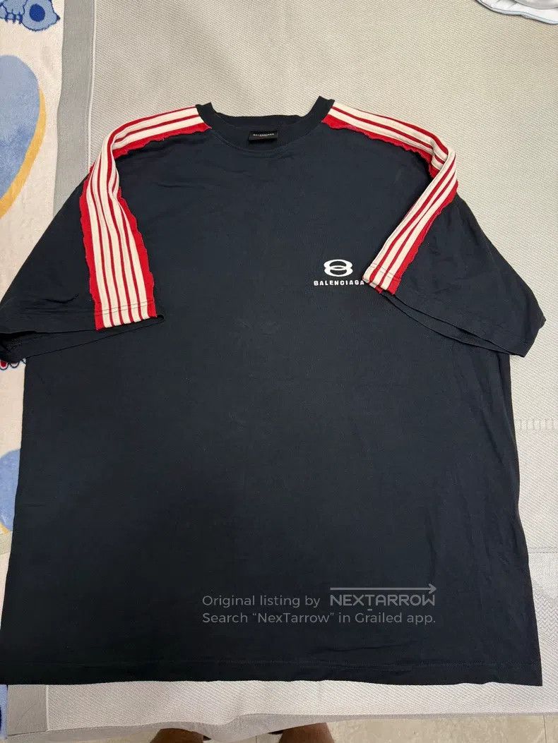 Balenciaga Balenciaga Double Ring Stripe Embroidered Short Sleeve Size US L / EU 52-54 / 3 - 1 Thumbnail