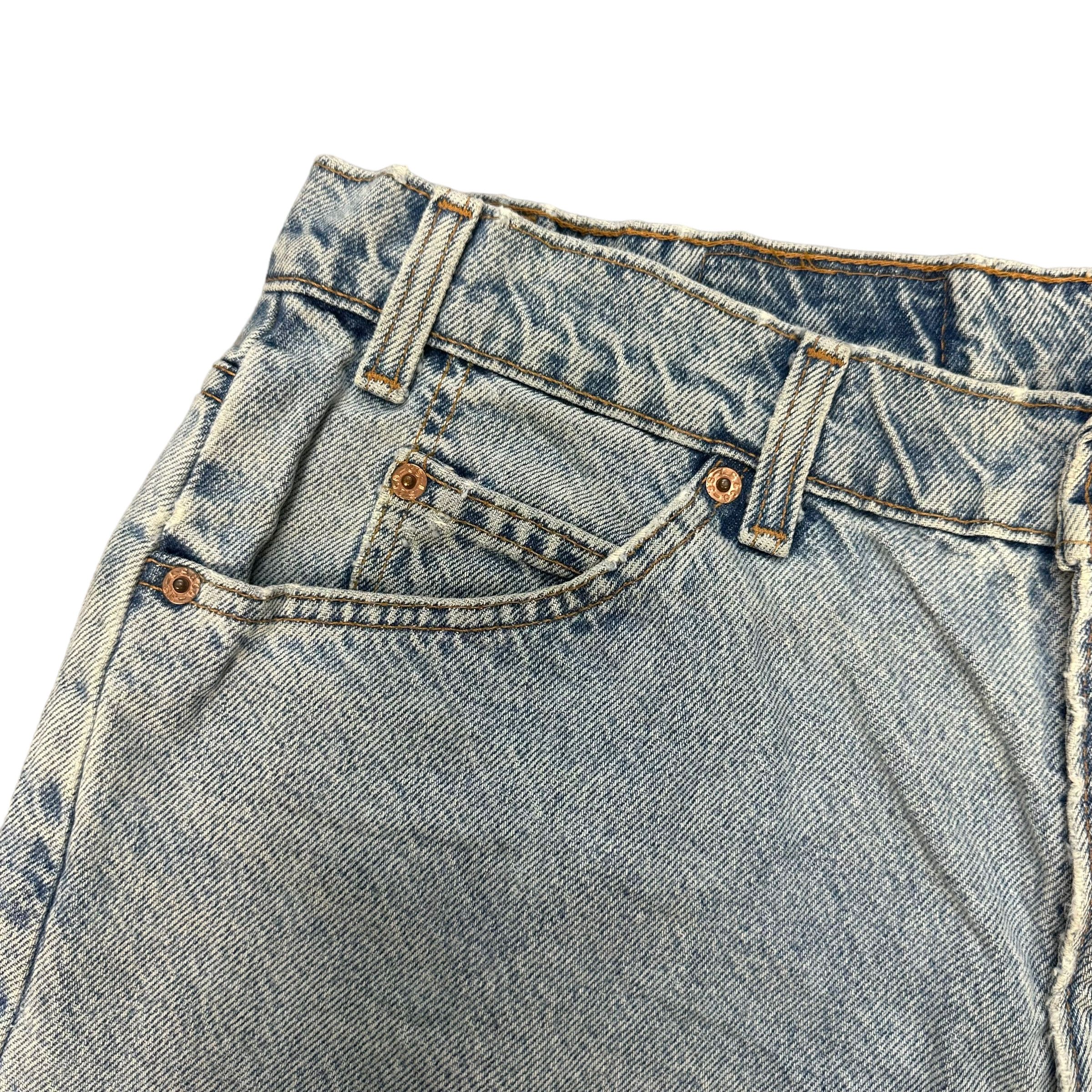 Levi's LEVIS 505 WHITE TAB WASHED DENIM SHORTS #8406-007 Size US 38 / EU 54 - 3 Thumbnail