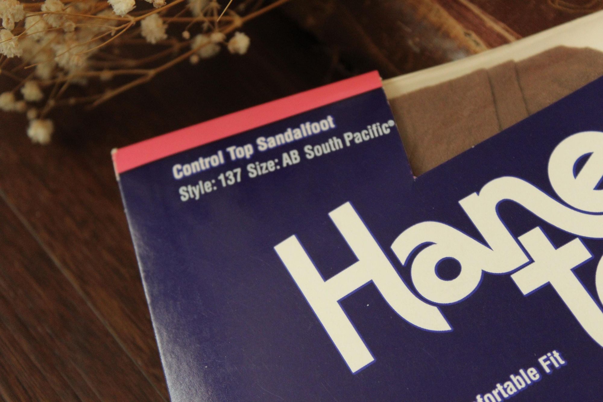 Hanes Vintage 1980s 1990s Pantyhose, New NOS Hanes Too, Control To Size ONE SIZE - 3 Thumbnail