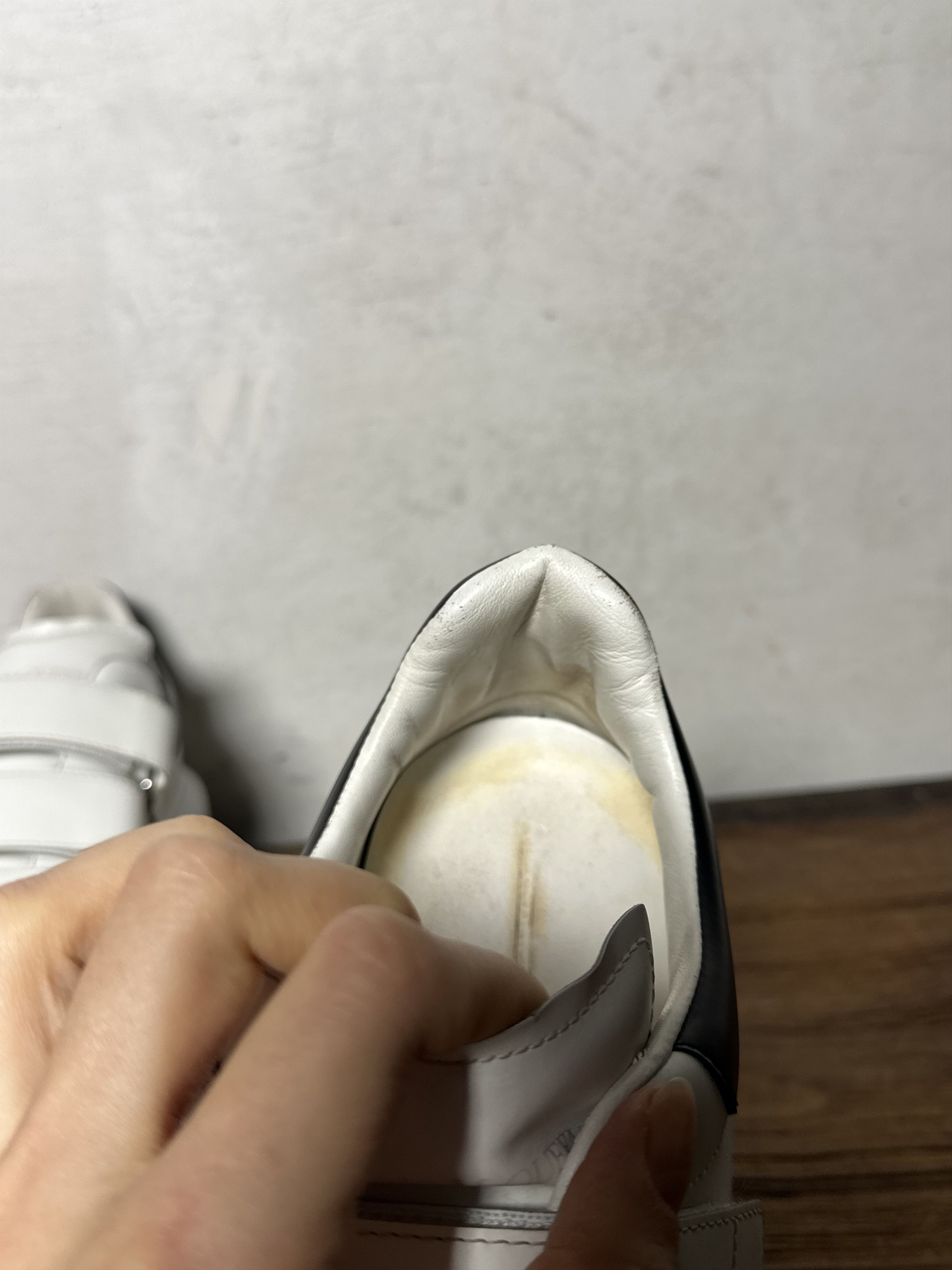 Alexander McQueen Alexander Mcqueen Oversized Sneaker White Size US 11 / EU 44 - 10 Thumbnail