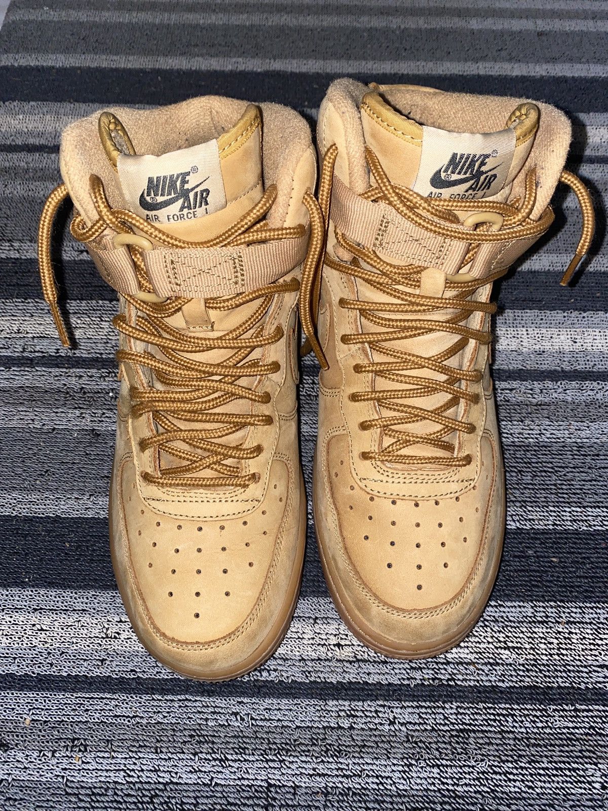 Nike AIR FORCE 1 HIGH LV8 WHEAT Size US 6.5 / EU 39-40 - 3 Thumbnail