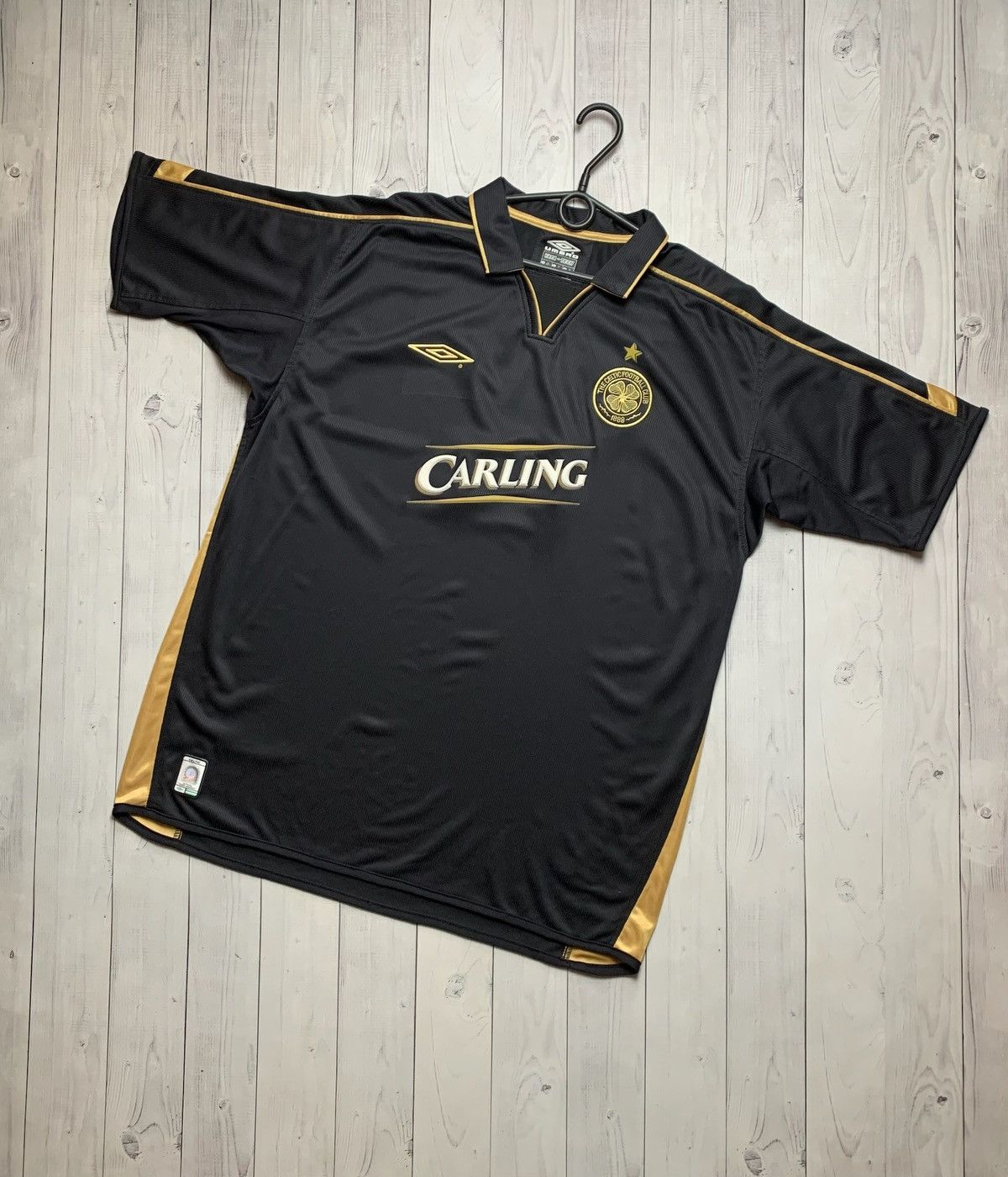 Umbro × Vintage Vintage Celtic Umbro soccer jersey size XL logo Size US XL / EU 56 / 4 - 1 Thumbnail