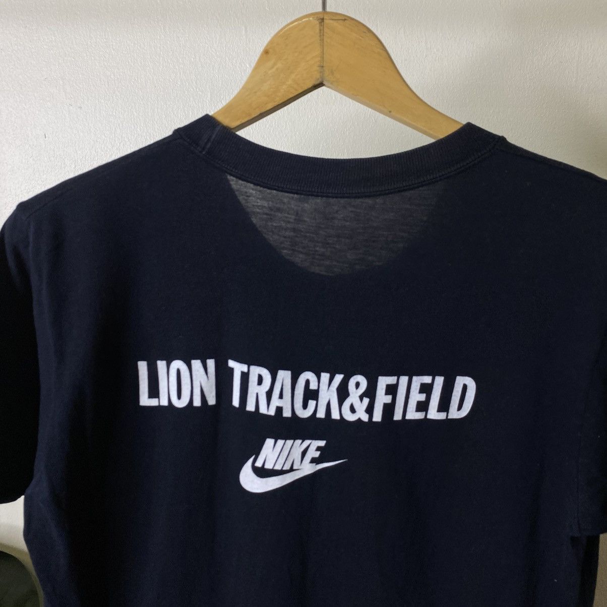 Nike 1980s Nike EIGHT NATION ATHLETIC GAMES LION TRACK & FIELD T Size US S / EU 44-46 / 1 - 2 Thumbnail