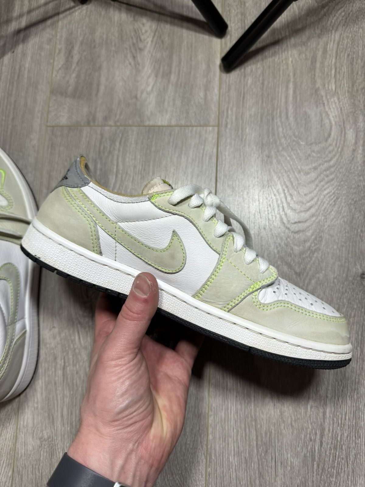 Jordan Brand × Nike Nike Air Jordan 1 Retro Low White Ghost Green Black Grey Size US 8 / EU 41 - 9 Thumbnail