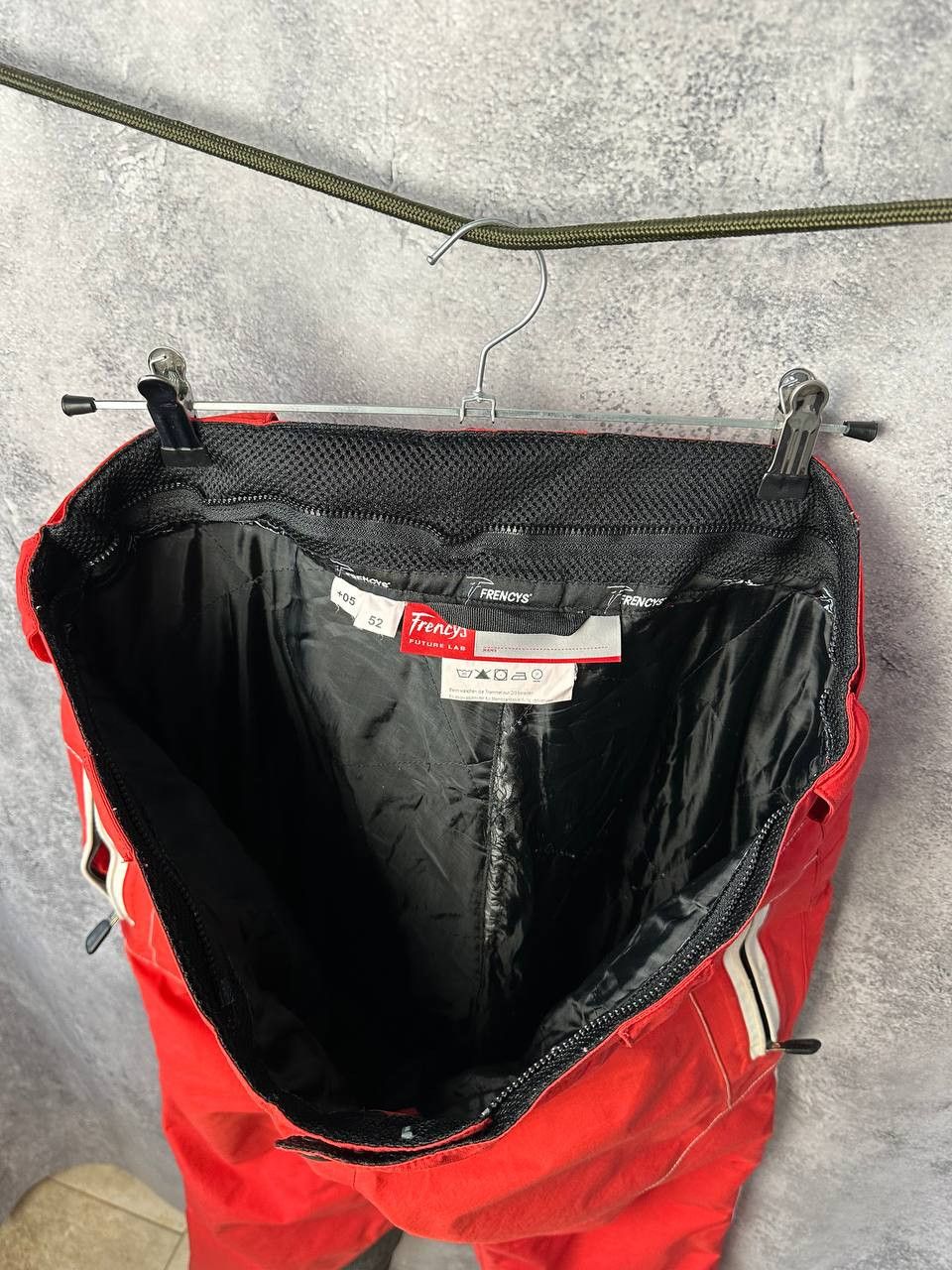 Other Frencys Ski Pants Gore-Tex Red Waterproof Thinsulate Size US 36 / EU 52 - 4 Thumbnail