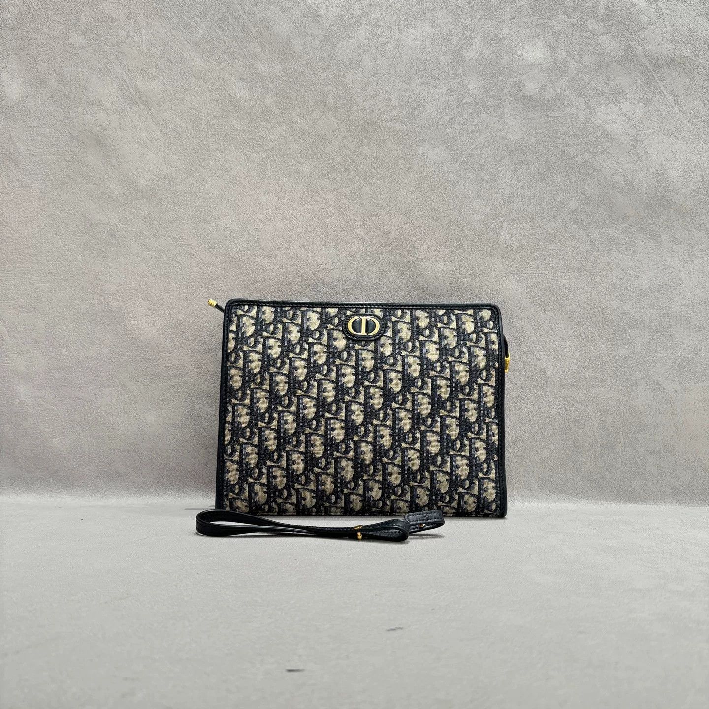 Dior Pre-loved Bag Very good condition Size ONE SIZE - 1 Thumbnail