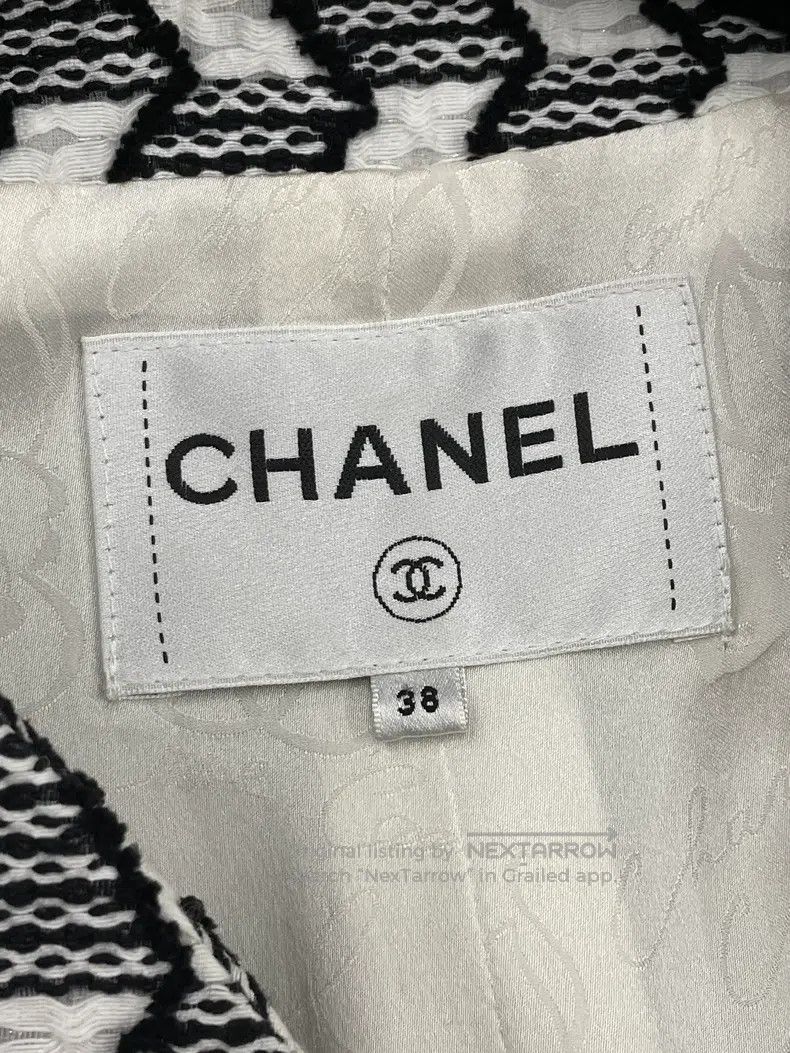 Chanel Chanel Black and white geometric printed jacket Size XS / US 0-2 / IT 36-38 - 5 Thumbnail