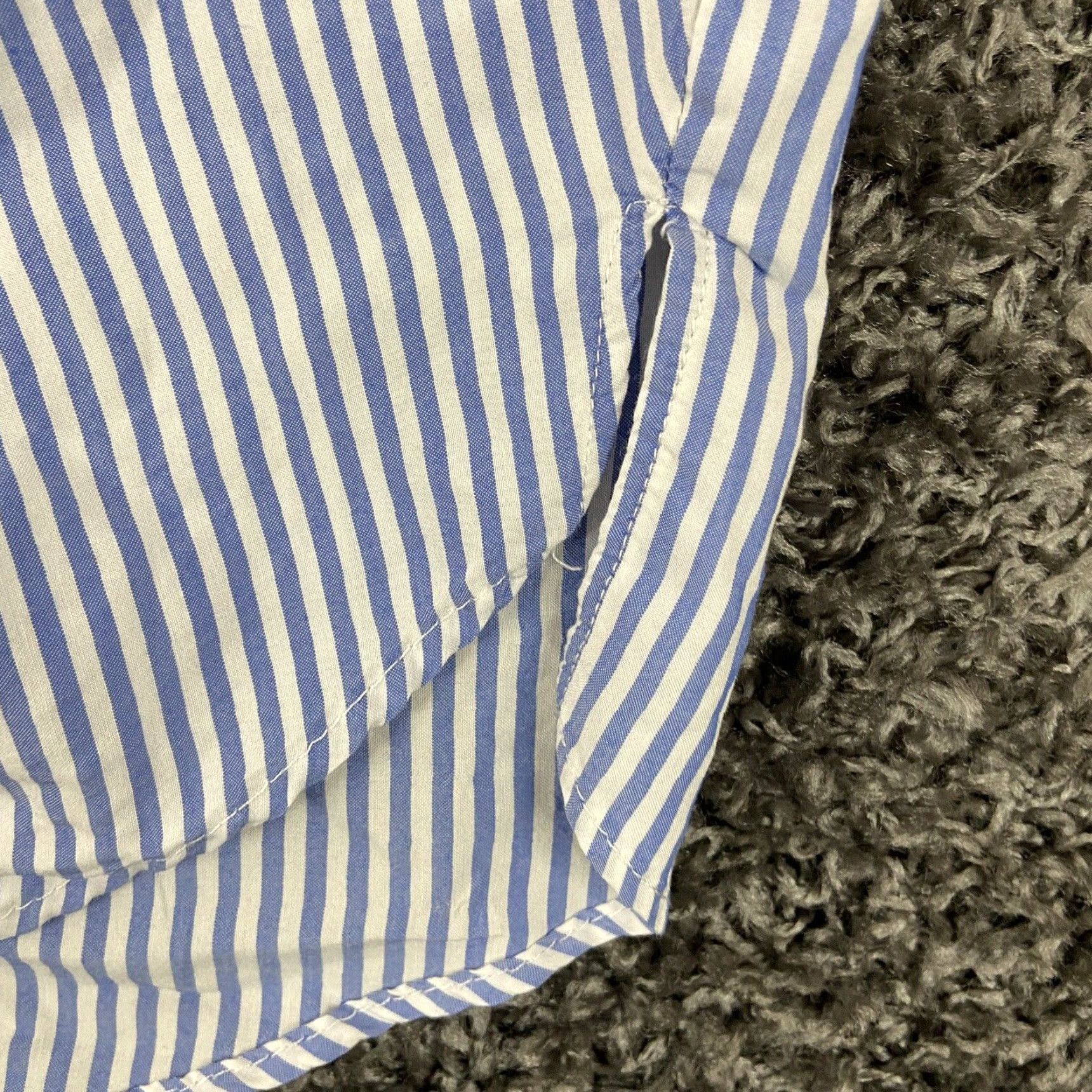 Zara Zara Blouse Women’s S Blue White Stripped Short Sleeve Men? Wait. Size S / US 4 / IT 40 - 2 Thumbnail