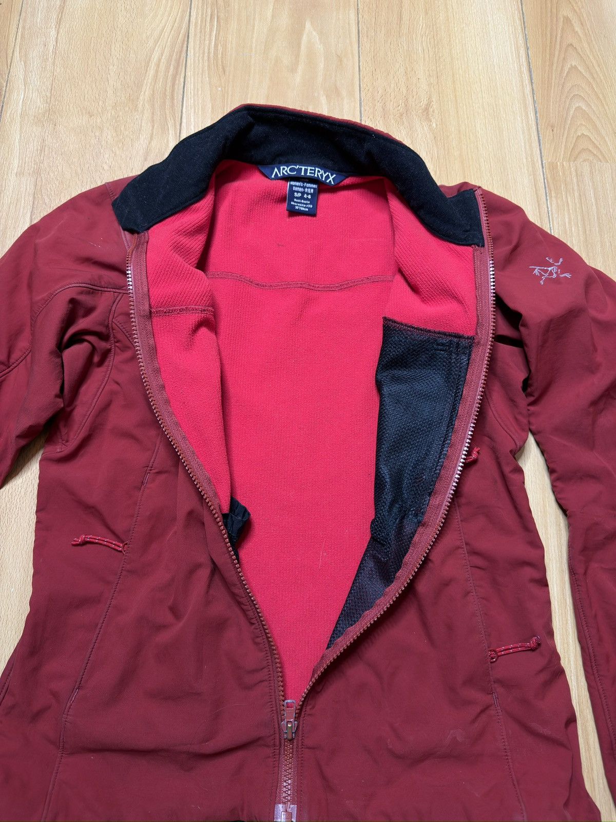 Arc'teryx Arcteryx red jacket softshell jacket Size S / US 4 / IT 40 - 16 Thumbnail