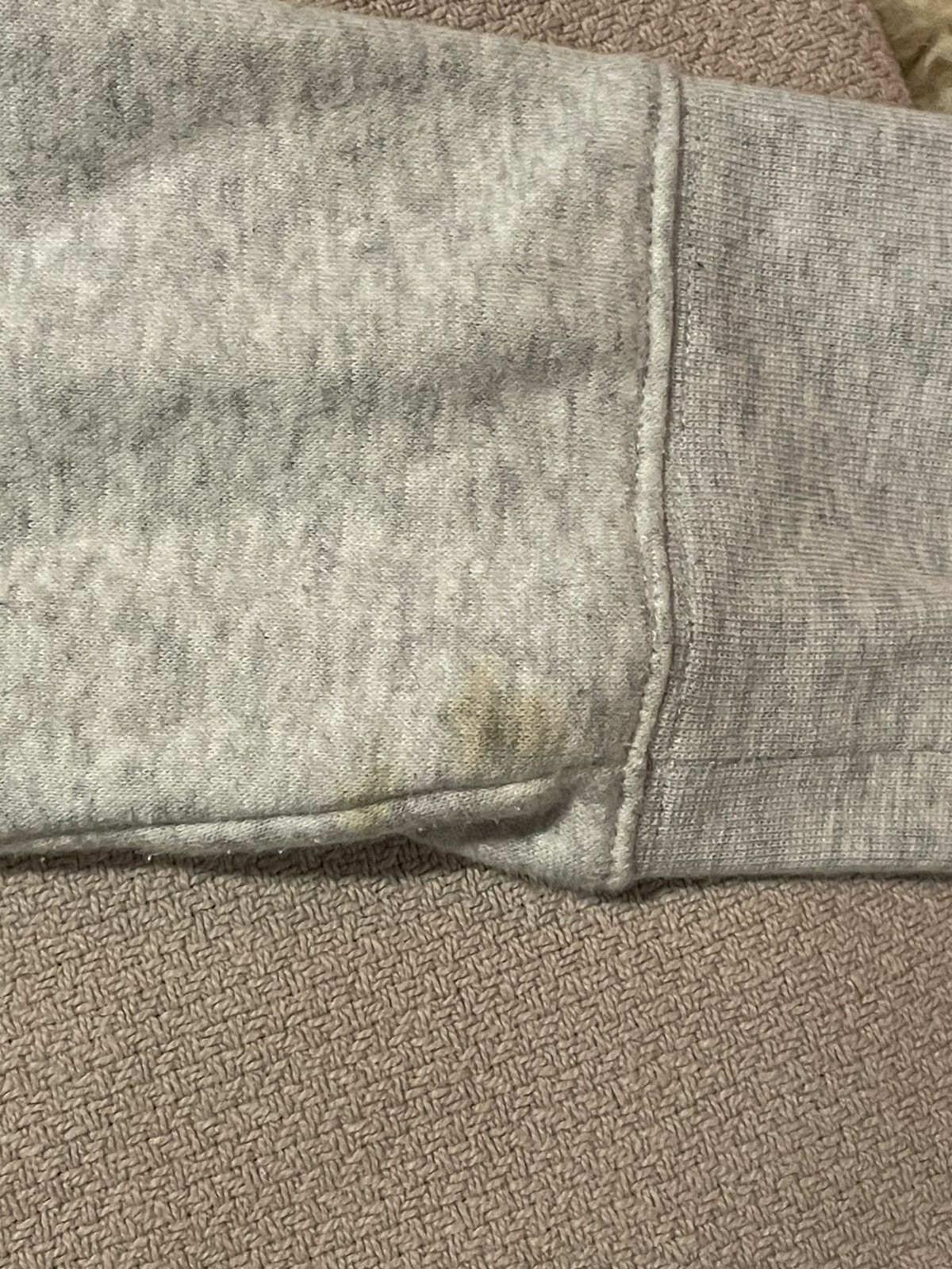 H&M HM Grey Sweater w/ Japanese text Size US L / EU 52-54 / 3 - 4 Thumbnail