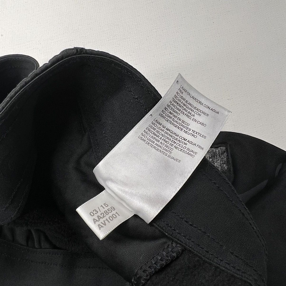 Adidas Adidas Sweat Pants Black Climawarm Fleece Lined Zip Ankle Size US 32 / EU 48 - 11 Thumbnail