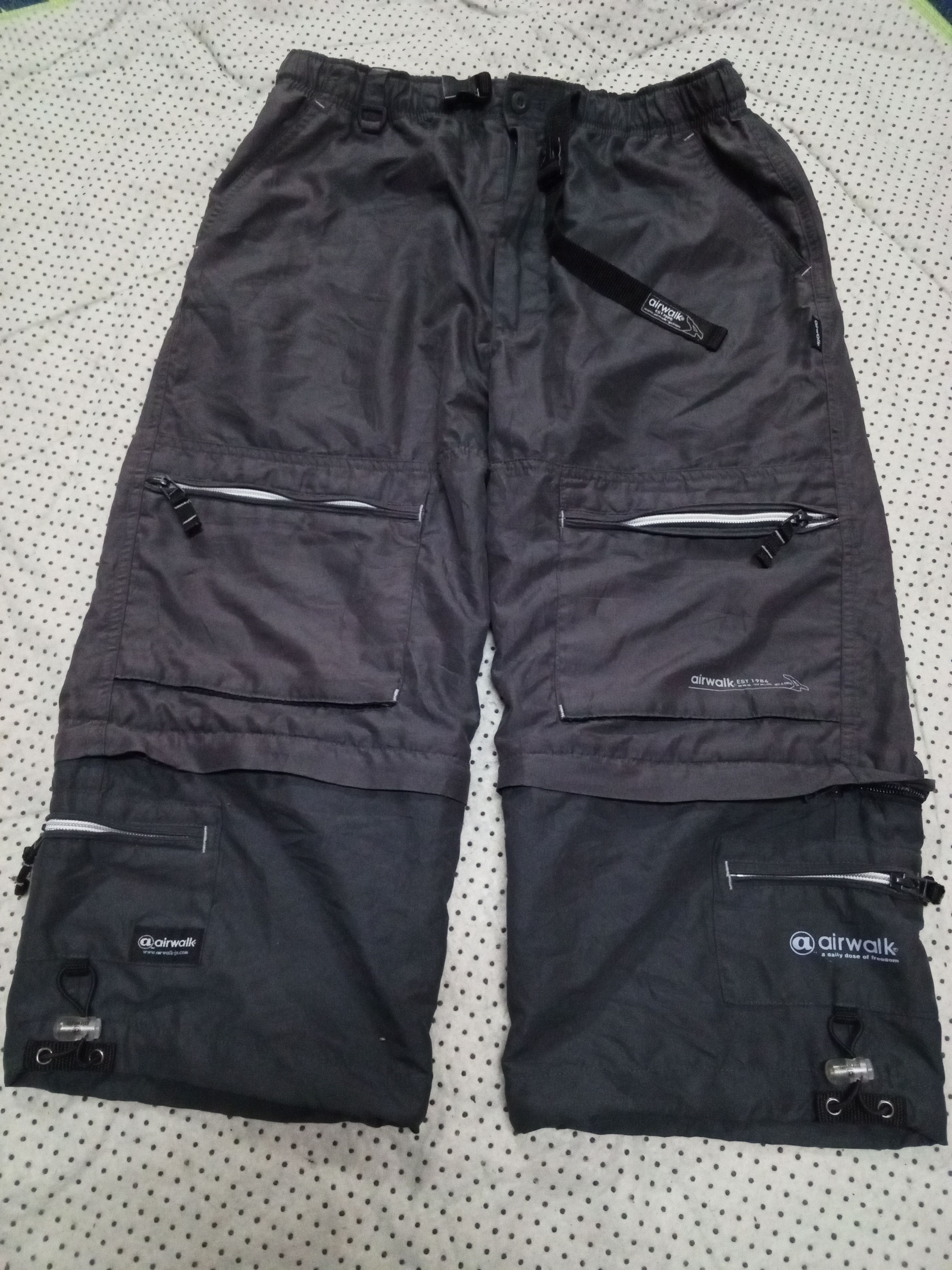 Airwalk AIRWALK many pockets SHORT /3Q Size US 36 / EU 52 - 1 Thumbnail