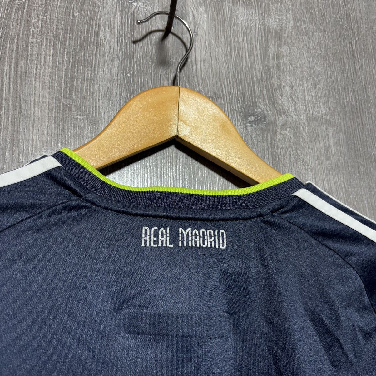 Adidas Vintage Adidas Real Madrid Soccer Jersey Home Shirt 2010-12 Size US M / EU 48-50 / 2 - 10 Thumbnail