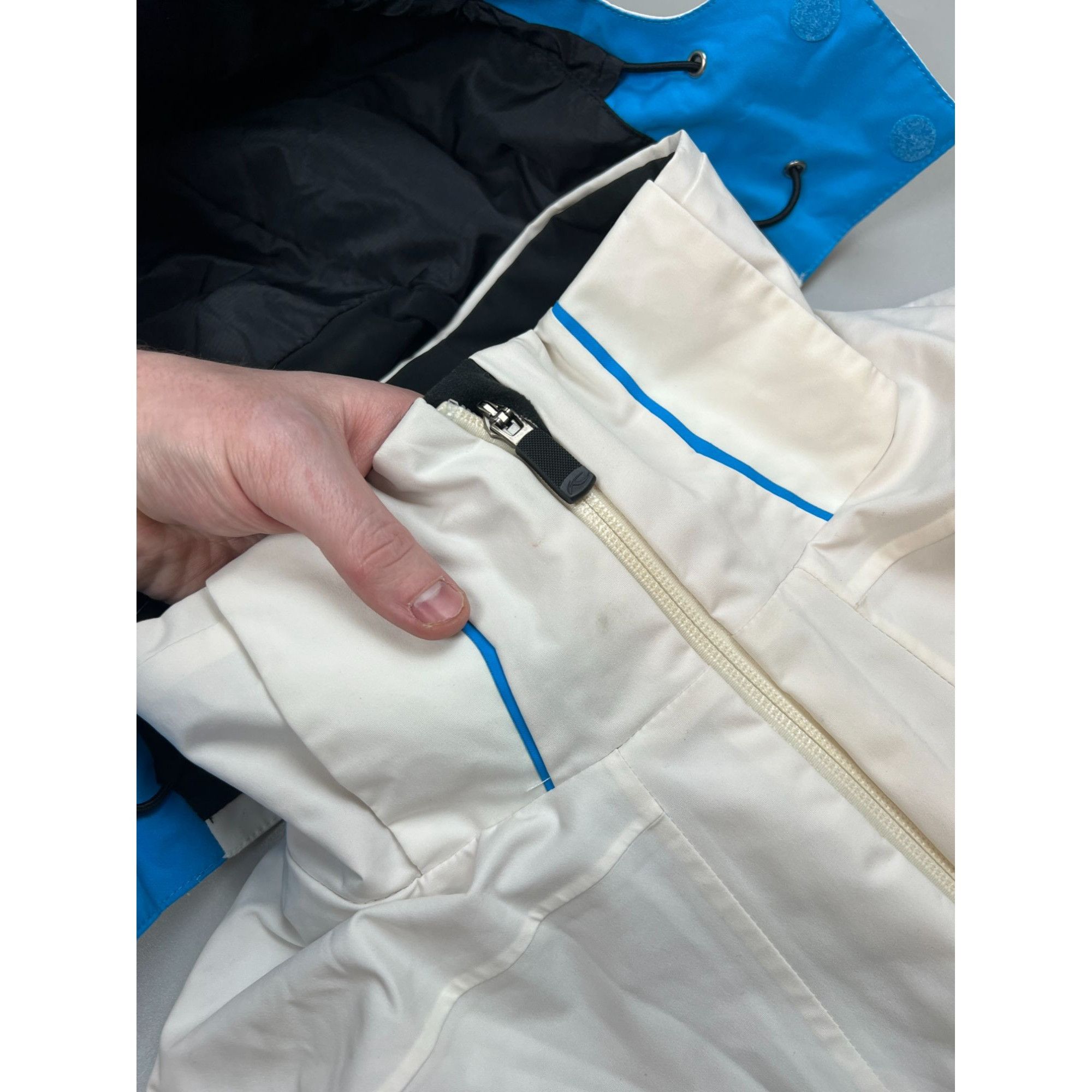 KJUS Kjus White Ski Jacket With Ski Mask (Y0695) Size M / US 6-8 / IT 42-44 - 8 Thumbnail