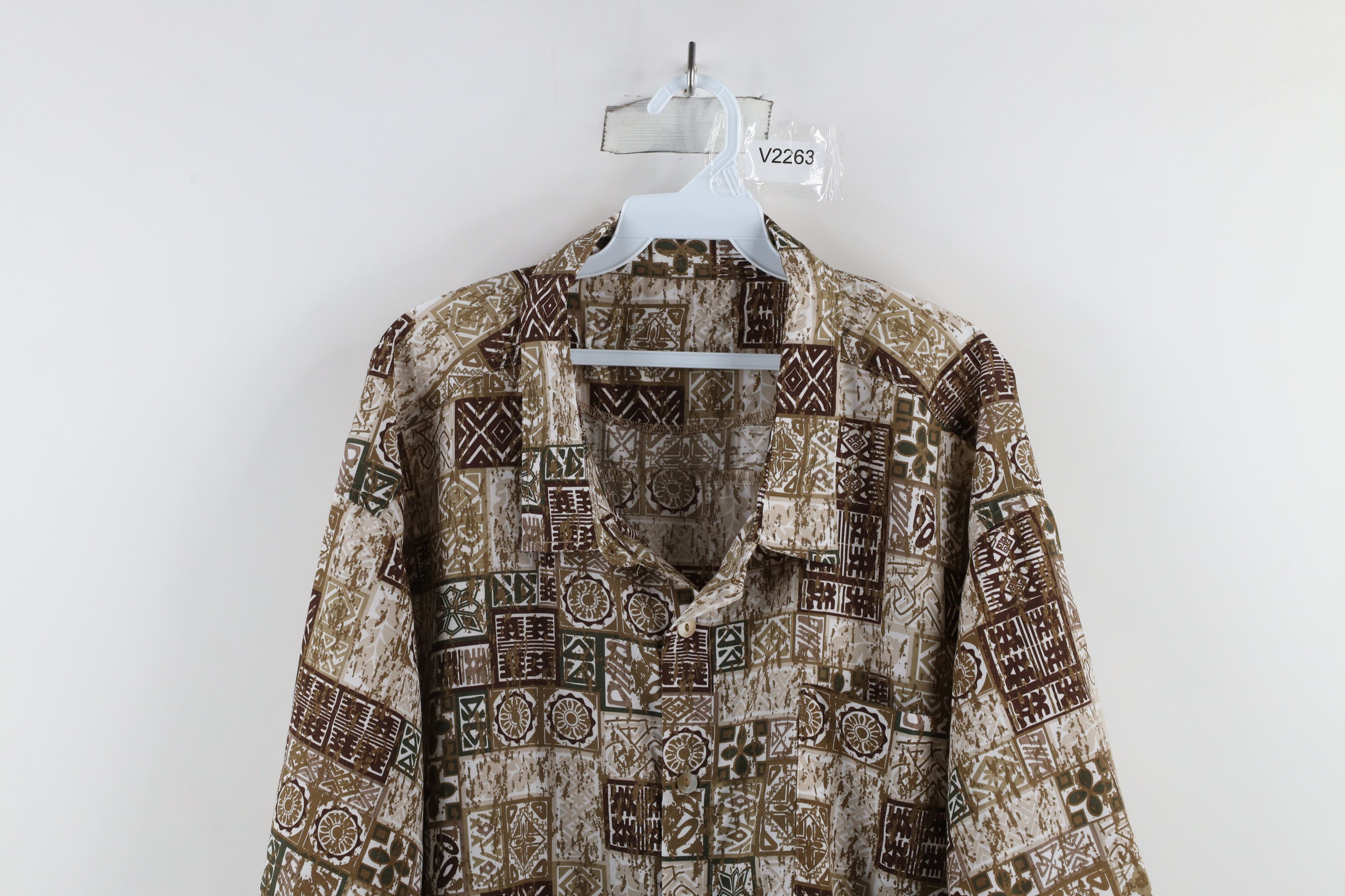 Vintage Vintage 90s Streetwear Tribal Flower Hawaiian Button Shirt Size US XXL / EU 58 / 5 - 2 Thumbnail