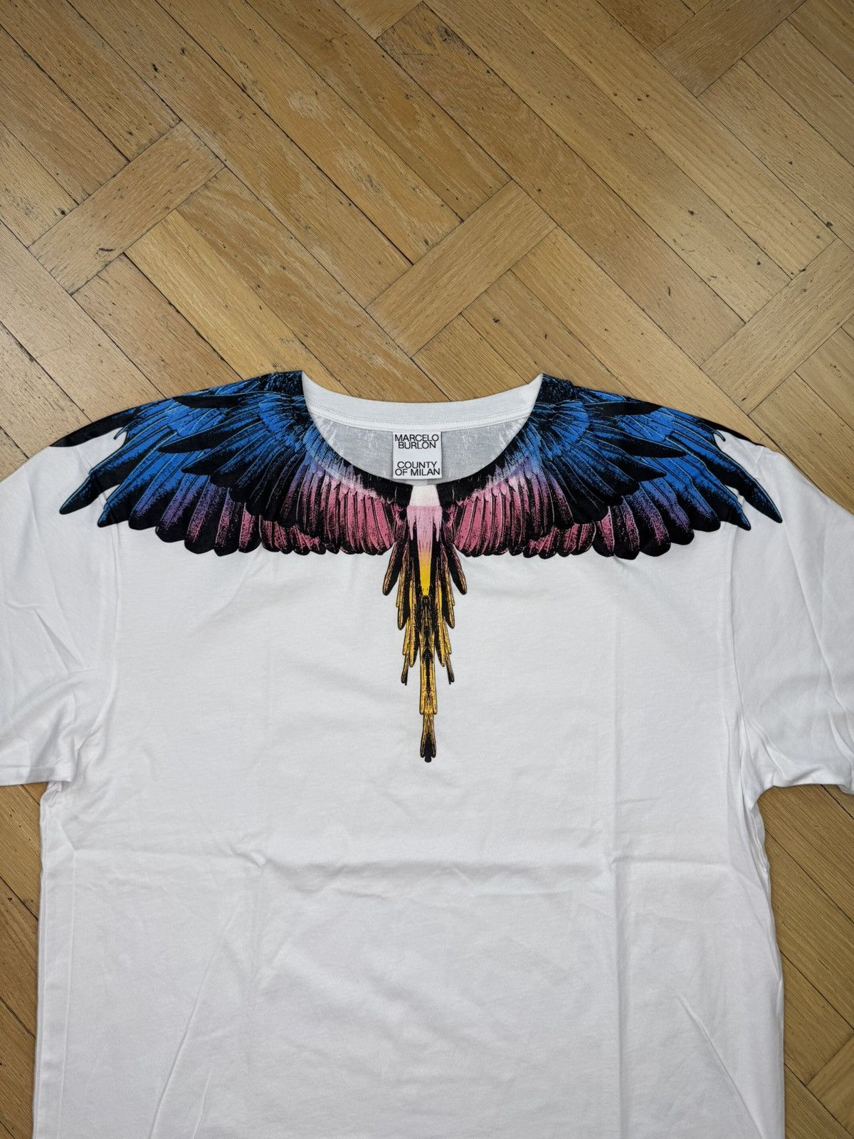 Marcelo Burlon MARCELO BURLON WING BLUE PINK WHITE TEE Size US L / EU 52-54 / 3 - 3 Thumbnail