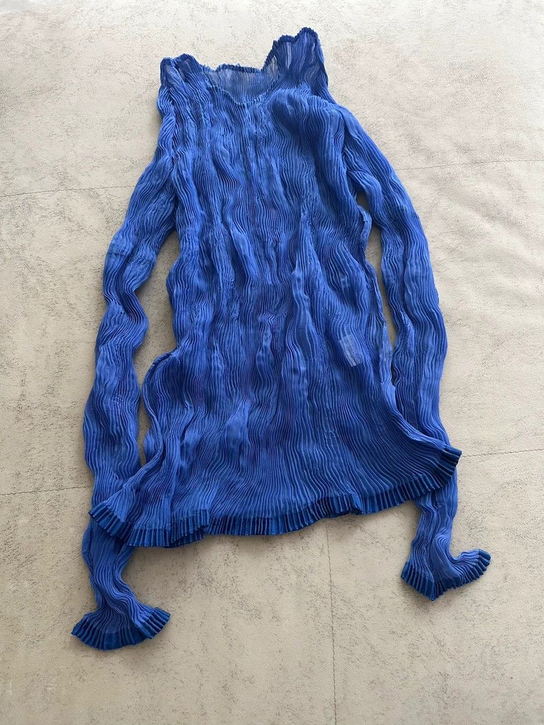 Issey Miyake Issey Miyake Blue wicker pleated top Size L / US 10 / IT 46 - 1 Thumbnail