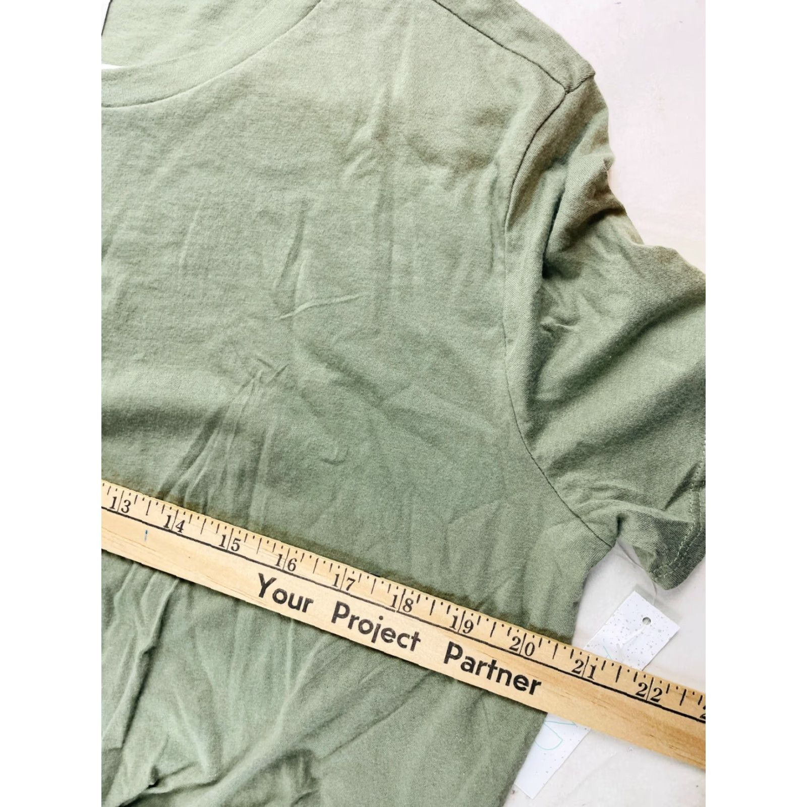 Vintage ABOUND T-Shirt Women's Large Sage Green Short Sleeve Crewneck Crop Top NWT Size L / US 10 / IT 46 - 3 Thumbnail