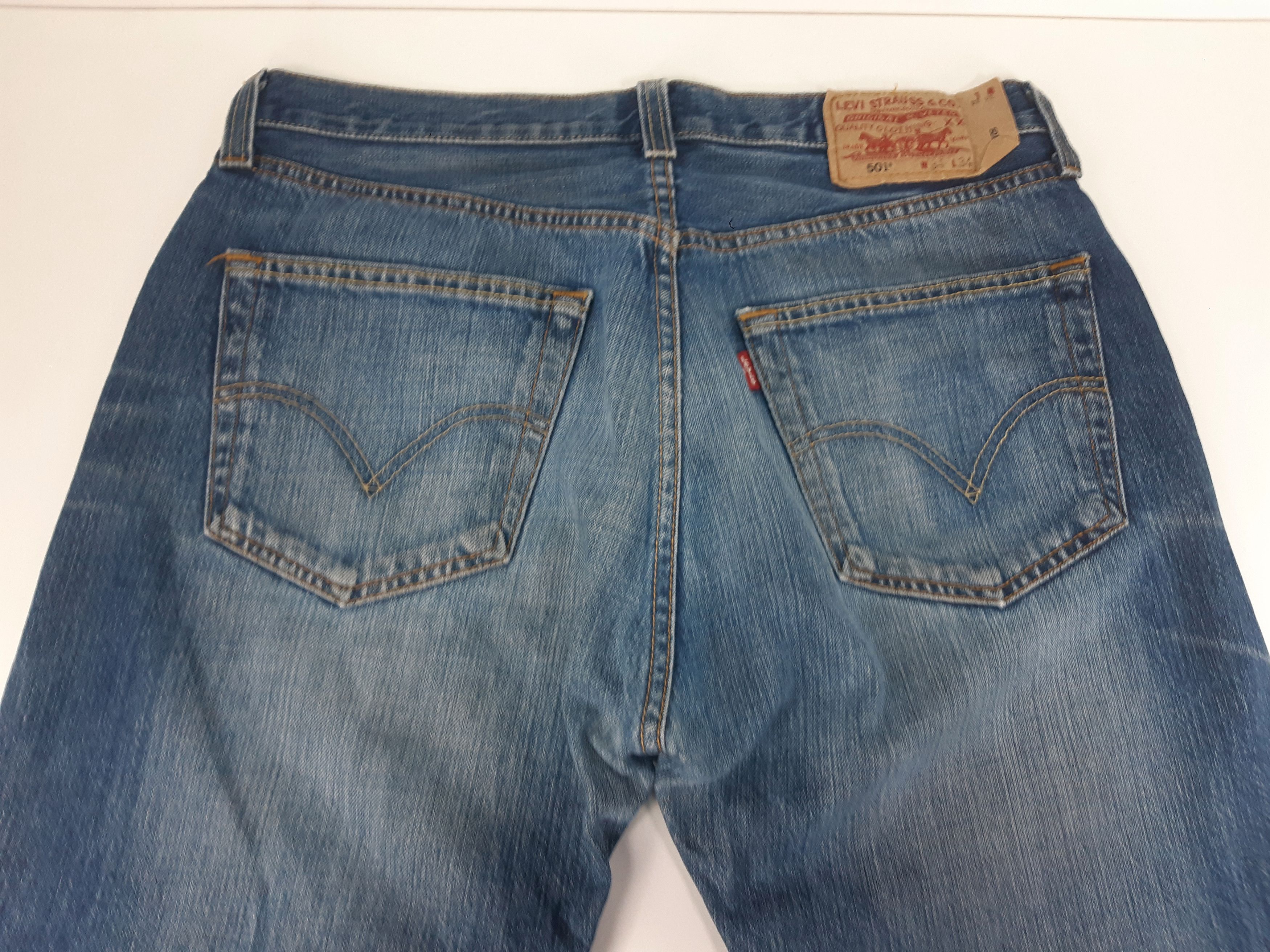 Levi's Vintage LEVI'S 501 Button Fly made in Hungary W34L34 Size US 34 / EU 50 - 4 Thumbnail
