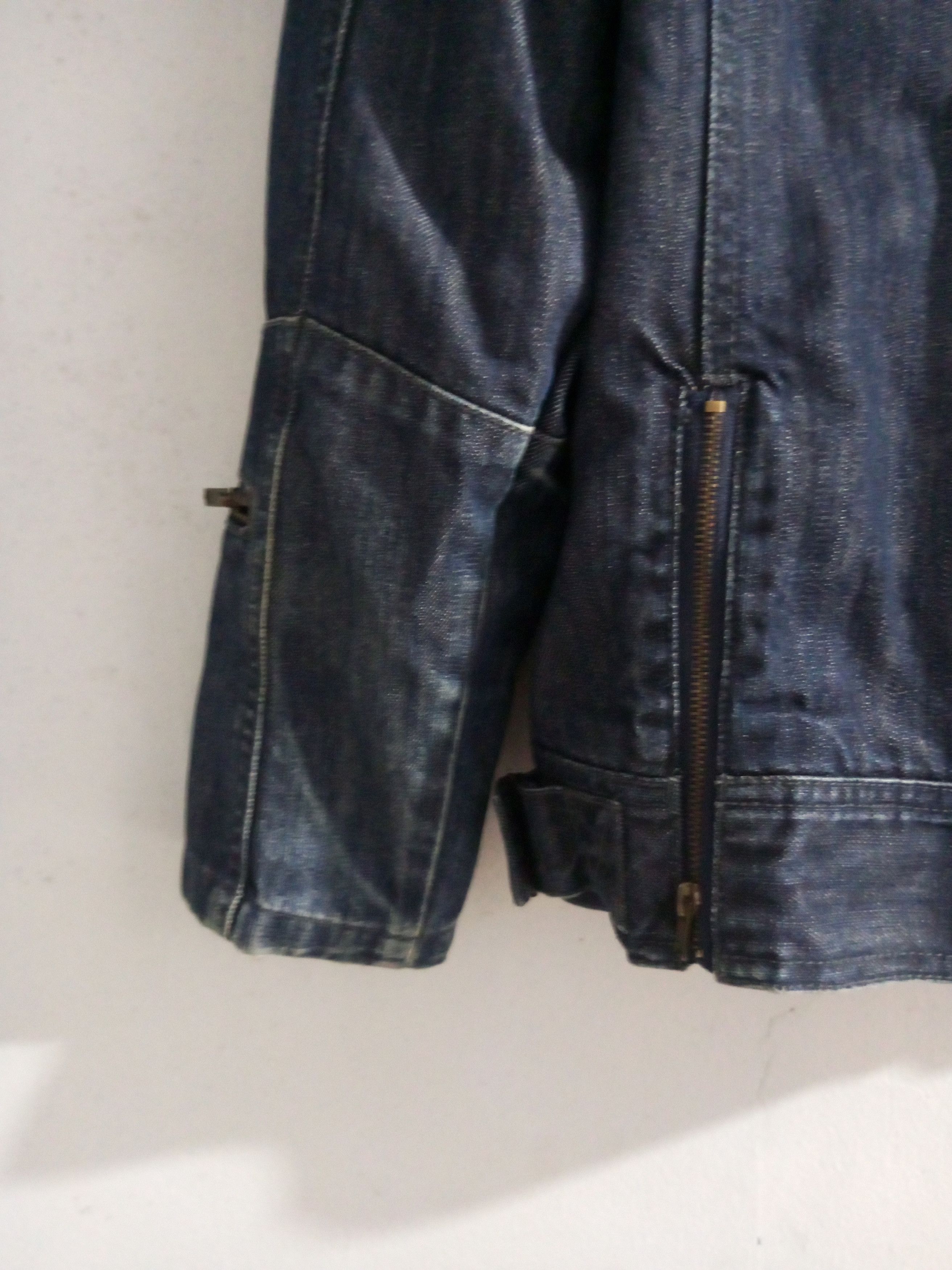 Cooper Vintage Lee Cooper multi zipper distressed denim jacket Size US M / EU 48-50 / 2 - 6 Thumbnail