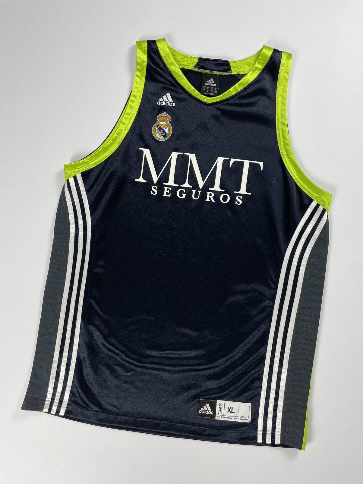 Adidas × NBA Adidas 2010 Real Madrid Basketball NBA Jersey Size US XL / EU 56 / 4 - 2 Thumbnail