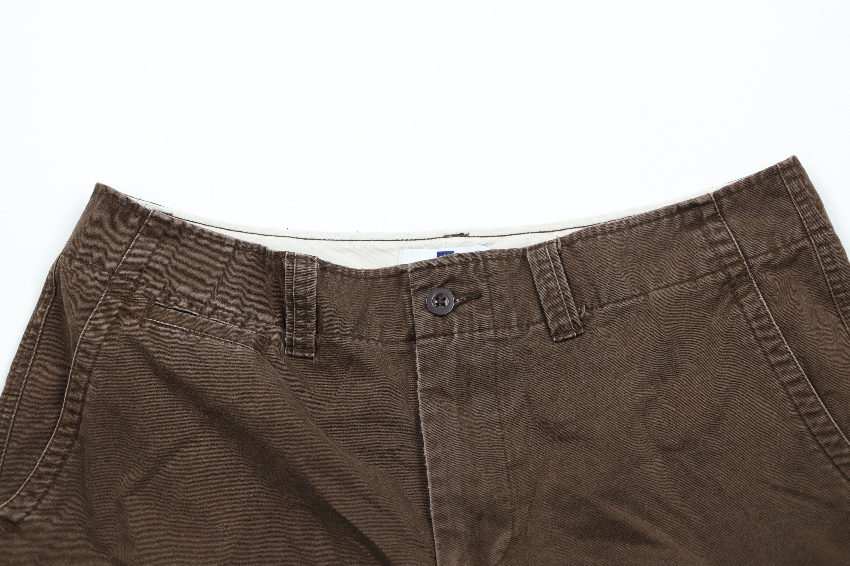 Gap × Vintage Vintage Gap Above Knee Heavyweight Cargo Shorts Brown Cotton Size US 36 / EU 52 - 2 Thumbnail