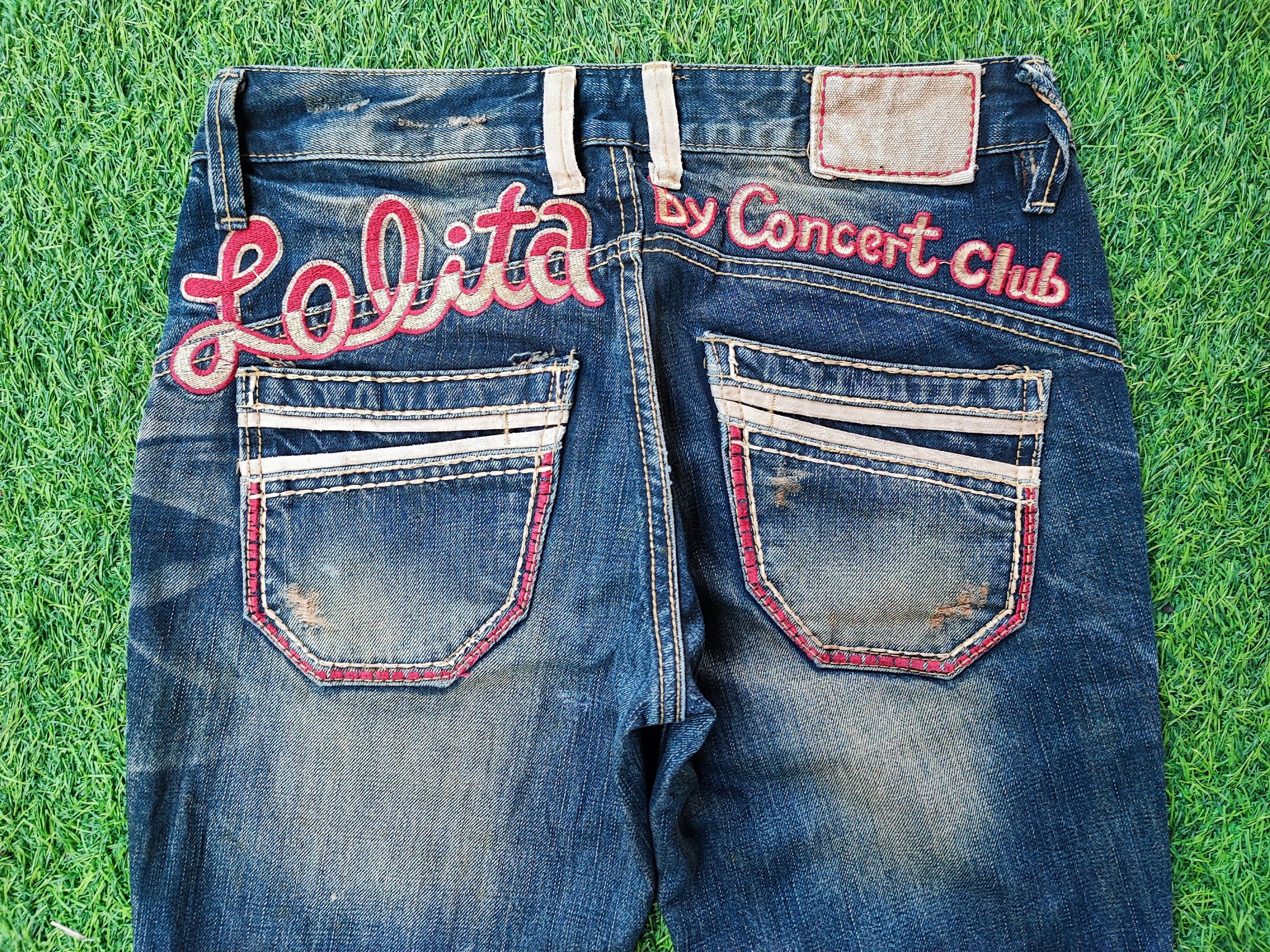 Japanese Brand Rare Yoshitomo Nara Lolita by Concert Club Distressed Jeans Size US 32 / EU 48 - 16 Thumbnail