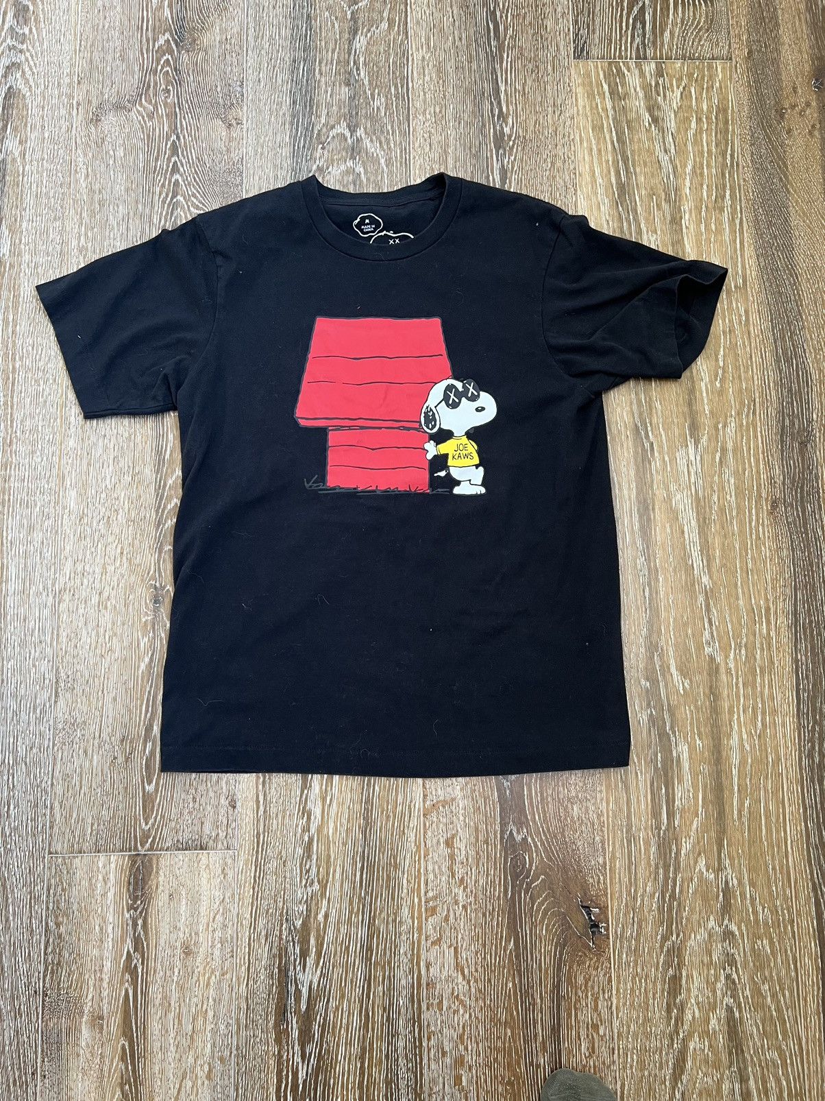 Kaws × Uniqlo Kaws uniqlo snoopy tee Size US M / EU 48-50 / 2 - 1 Thumbnail