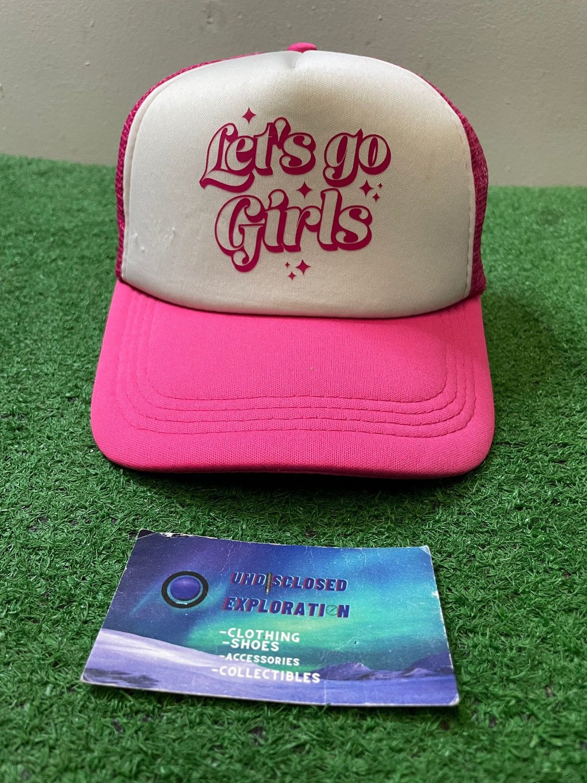 Vintage Let’s go girls pink and white hat Size ONE SIZE - 1 Thumbnail