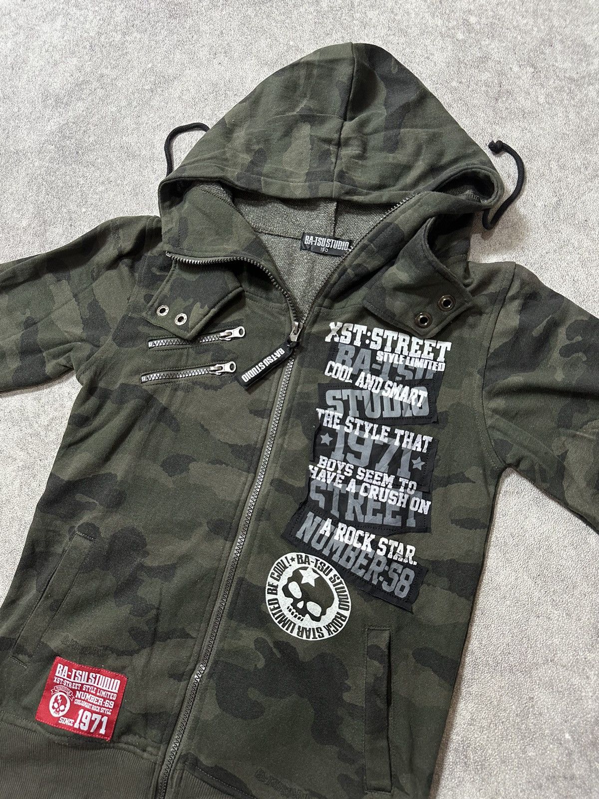Japanese Brand Japanes Ba-Tsu Studuo Patches Zip Hoodie Ifsix Gothic Style Size US S / EU 44-46 / 1 - 2 Thumbnail