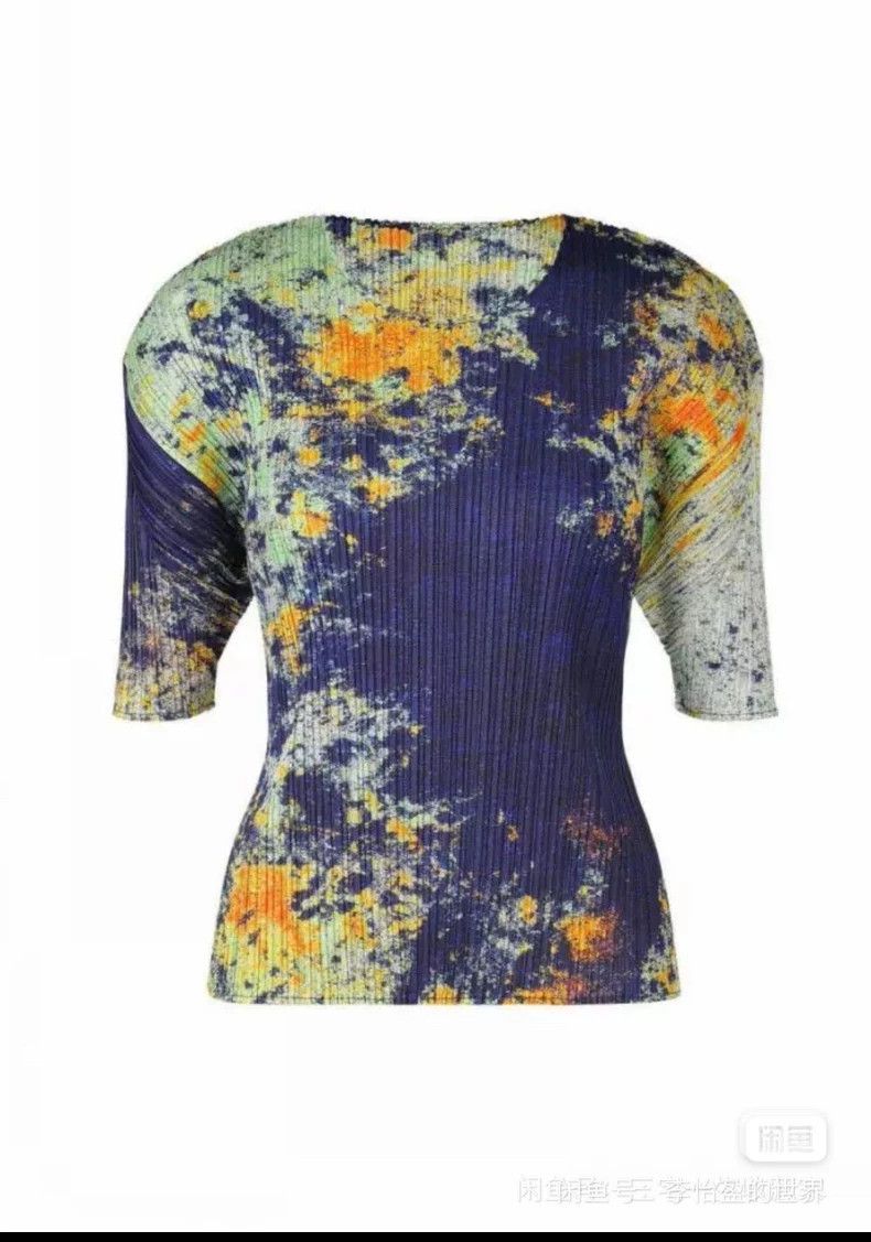 Issey Miyake Issey Miyake Starry sky Short Sleeve Size L / US 10 / IT 46 - 1 Thumbnail