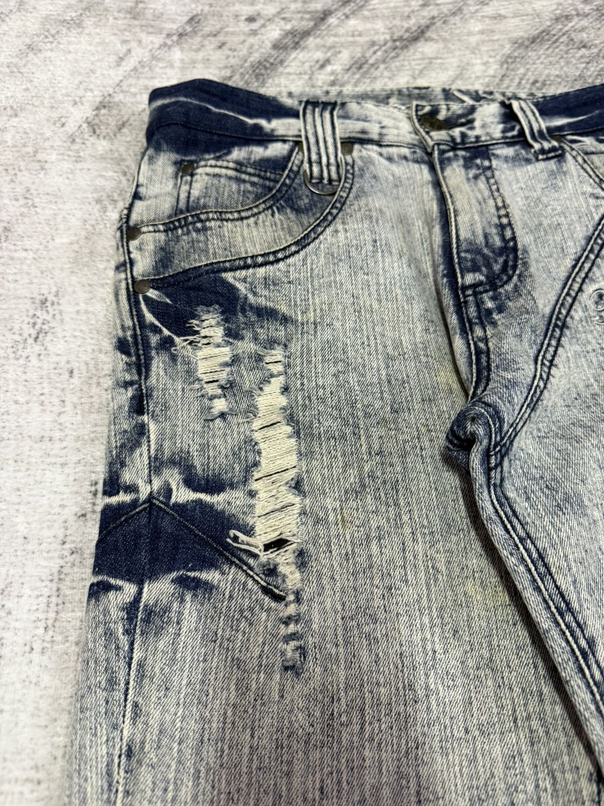 Japanese Brand × PHENOMENON MCD Japan Acid Wash Deconstructed Distressed Jeans Size US 30 / EU 46 - 6 Thumbnail