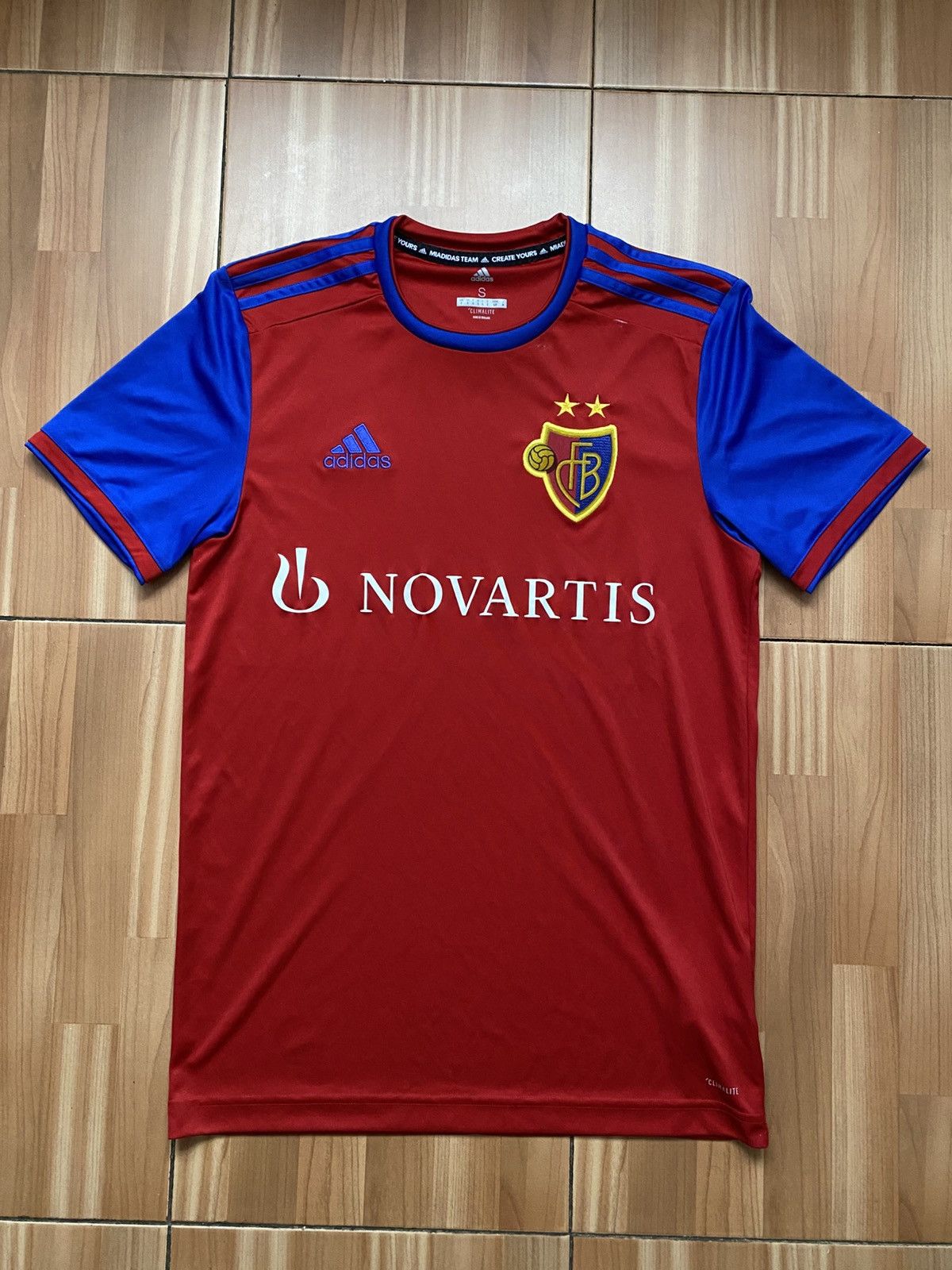 Adidas Adidas FC Basel 2019/20 Home Football Shirt Soccer Jersey Size US S / EU 44-46 / 1 - 1 Thumbnail