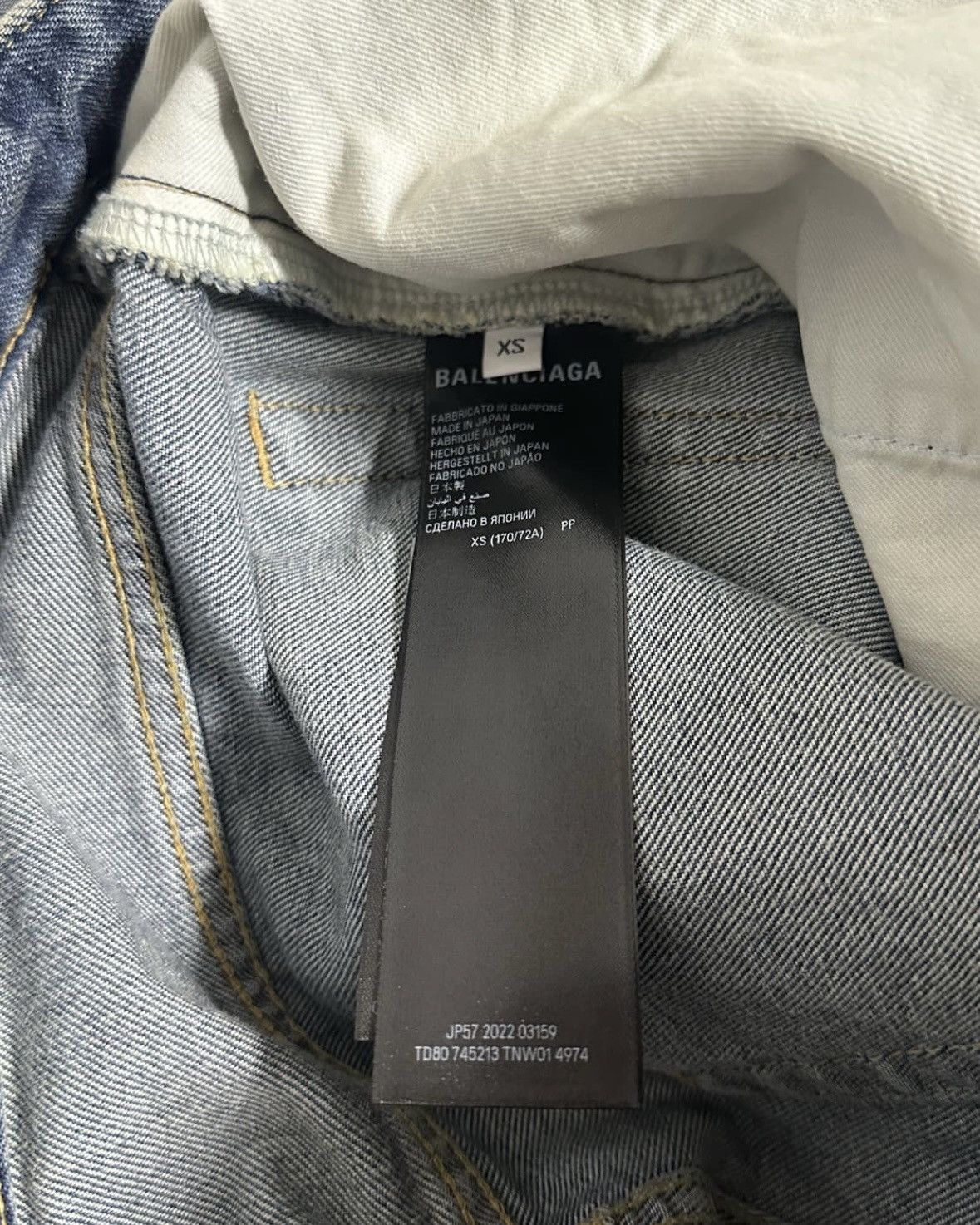 Balenciaga Balenciaga Summer Mud Show Destroyed Denim Baggy Jean Size US 31 - 4 Thumbnail