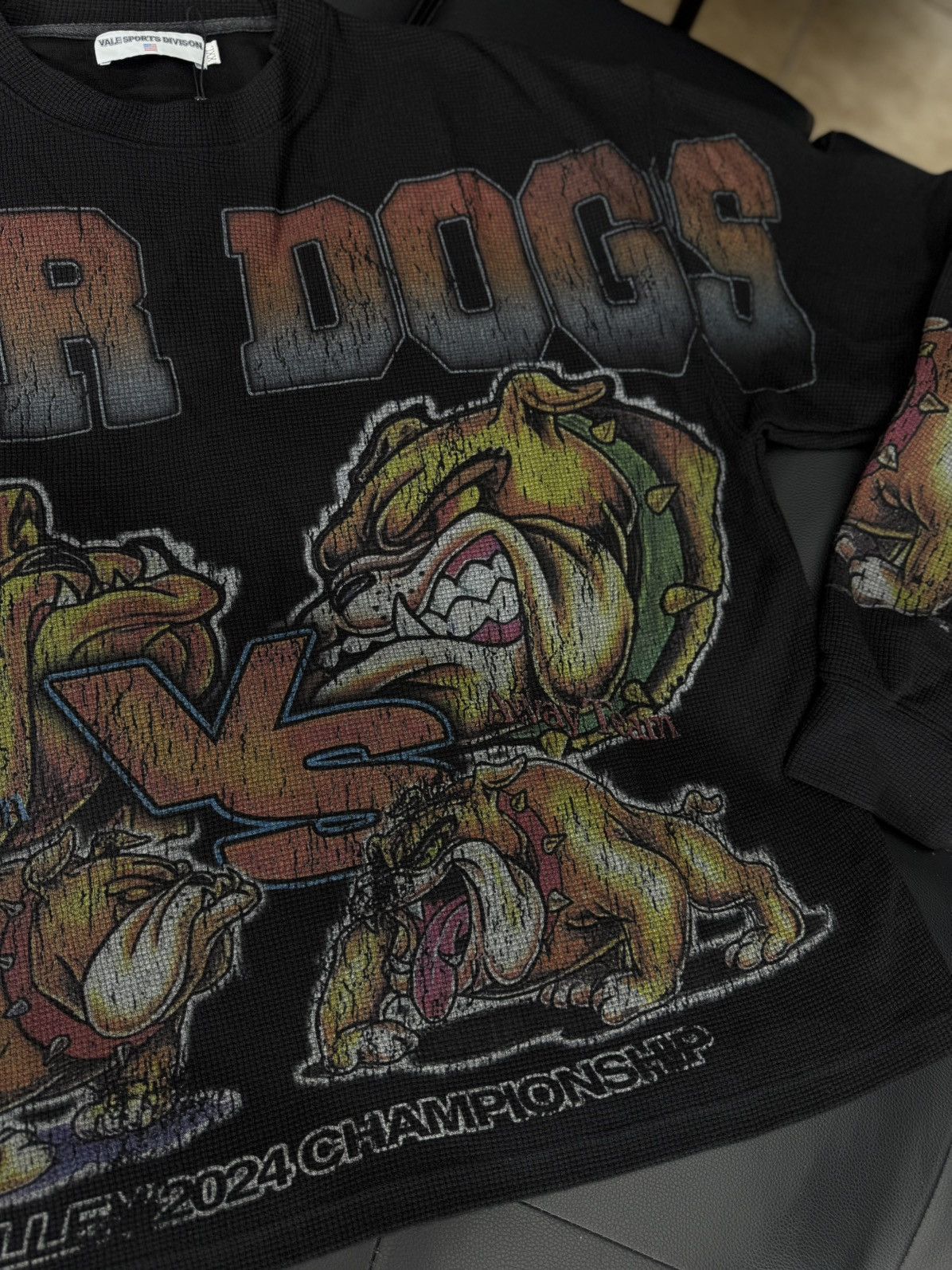 Vale Valley Bull Dogs Long Sleeve Tee Shirt Size XXL (NEW) Size US XXL / EU 58 / 5 - 4 Thumbnail