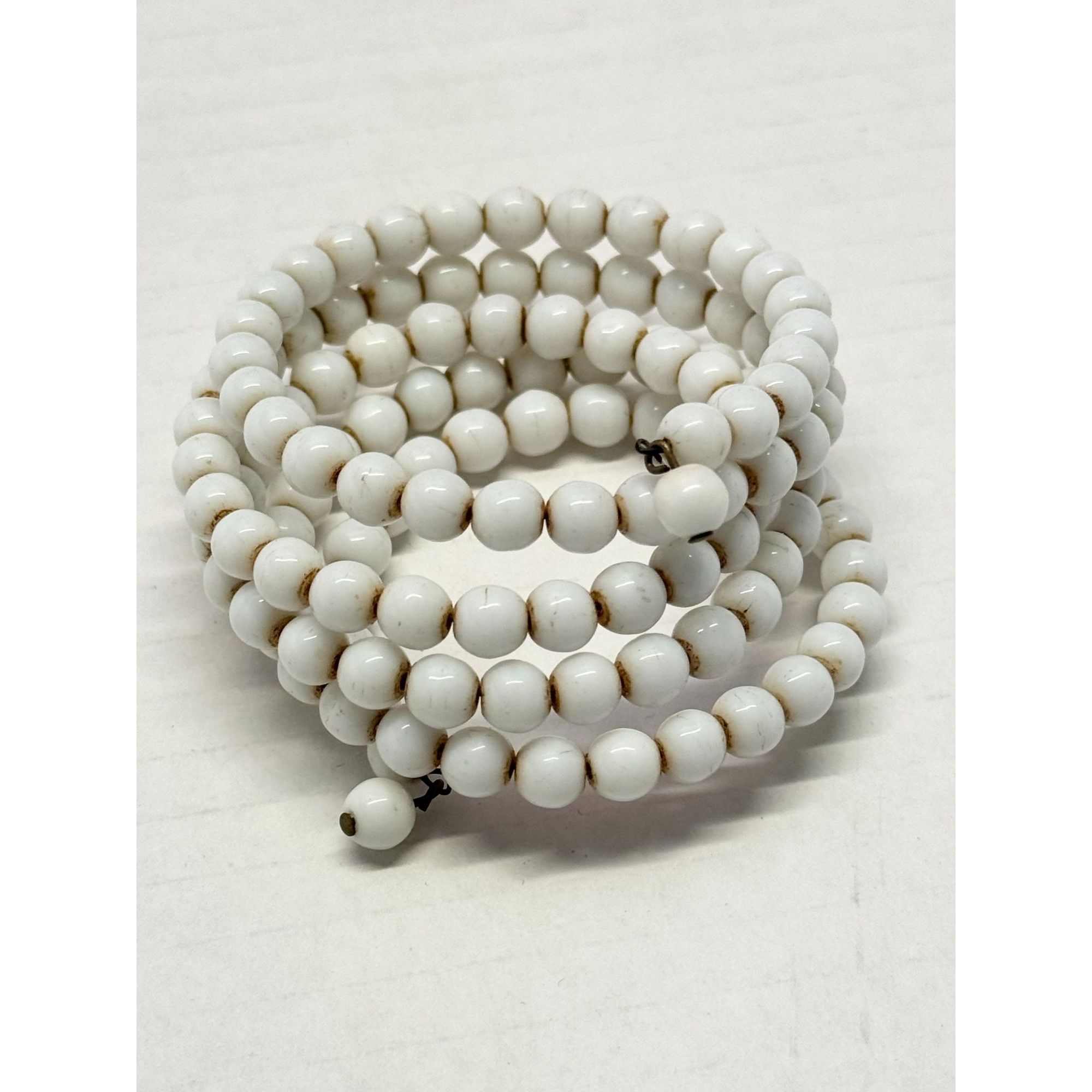 Vintage White milk glass vintage wrap cuff bracelet Size ONE SIZE - 2 Thumbnail