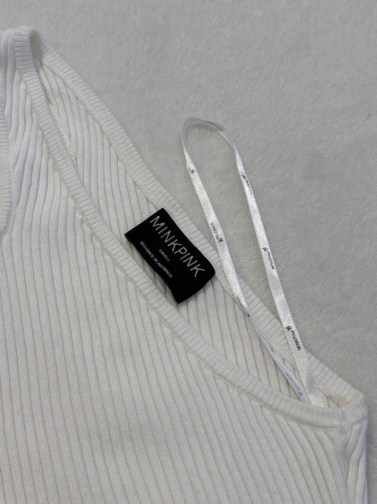 MINKPINK MINKPINK cream ribbed knit keyhole halter top Size S / US 4 / IT 40 - 2 Thumbnail