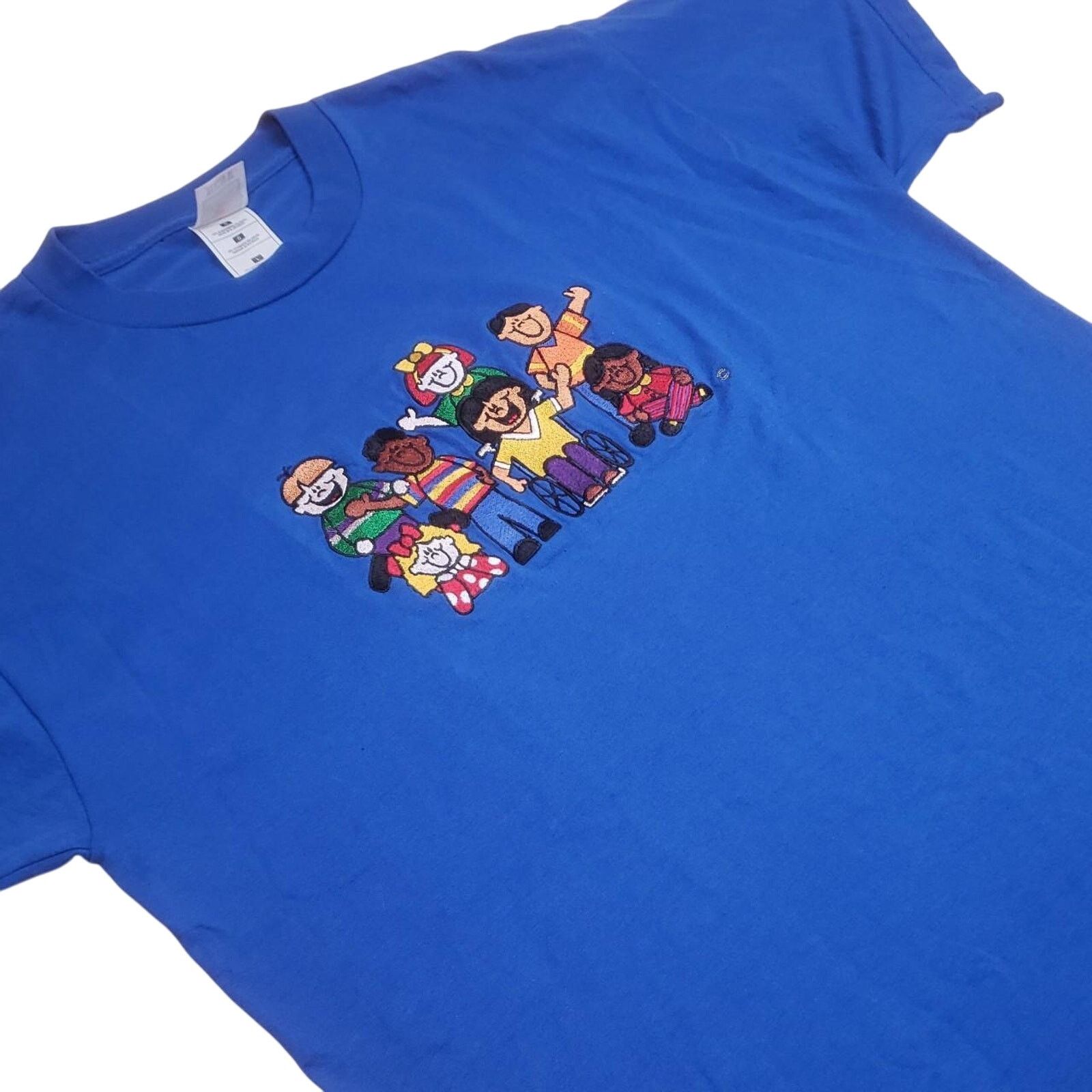Vintage Vintage 90s Embroidered Diversity Friendship School T Shirt Size US L / EU 52-54 / 3 - 1 Thumbnail