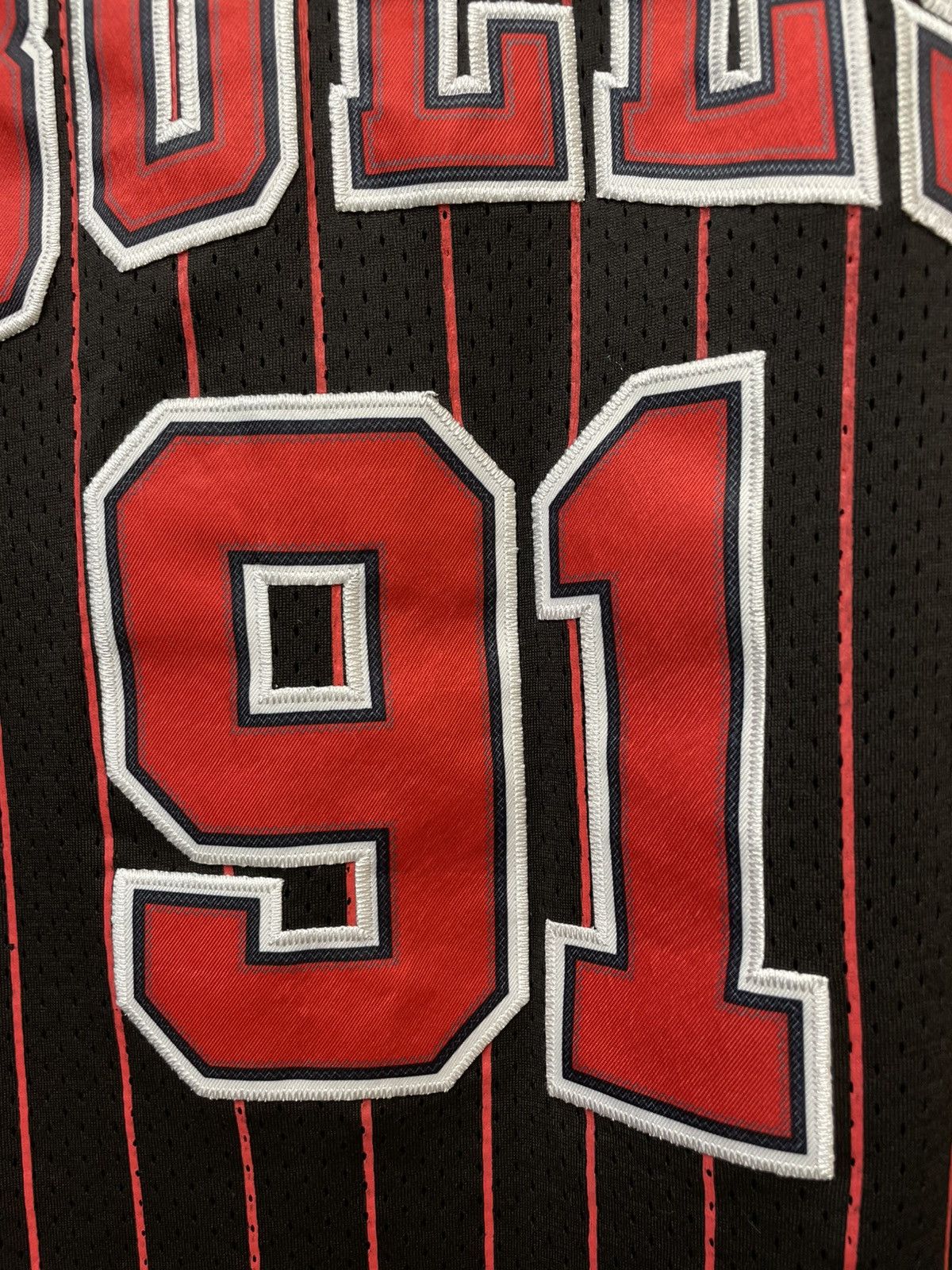 Adidas Chicago Bulls NBA Dennis Rodman #91 Embroidered Jersey Size US XL / EU 56 / 4 - 3 Thumbnail