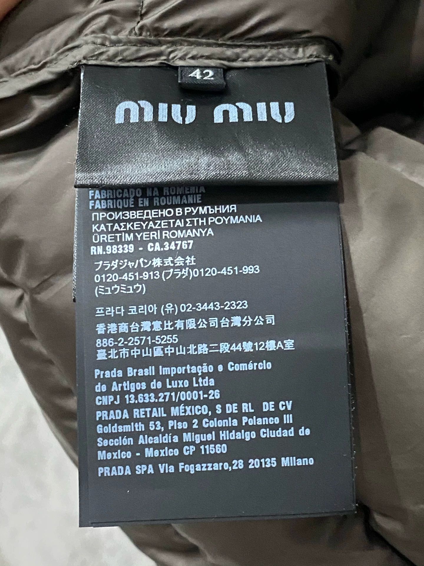 Miu Miu MIU MIU women's puffer down jacket 42 Size M / US 6-8 / IT 42-44 - 8 Thumbnail