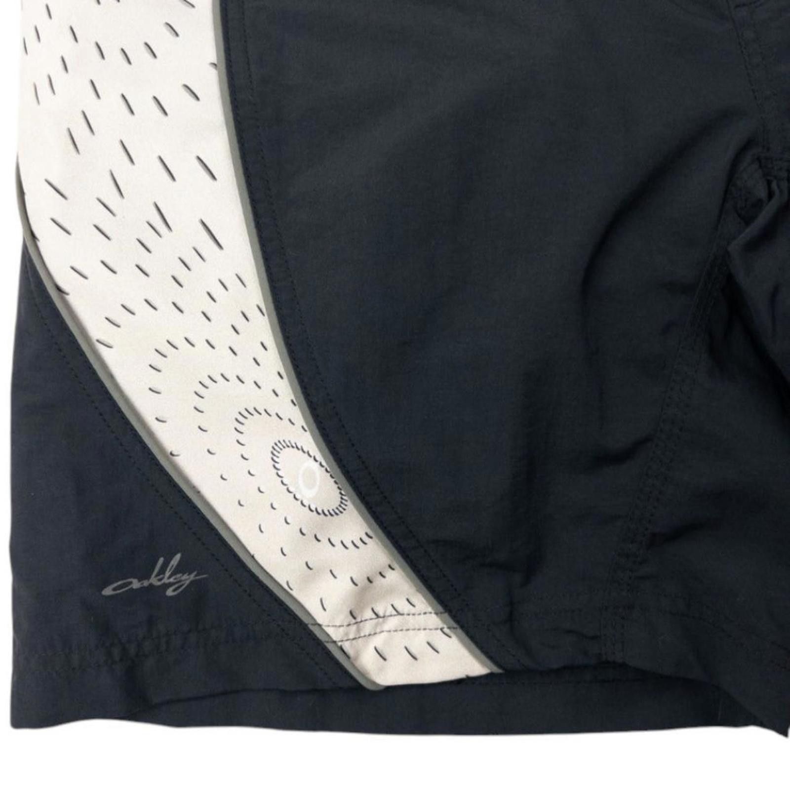 Oakley Vintage Oakley Padded Cycling Shorts Size M Size US 32 / EU 48 - 4 Thumbnail