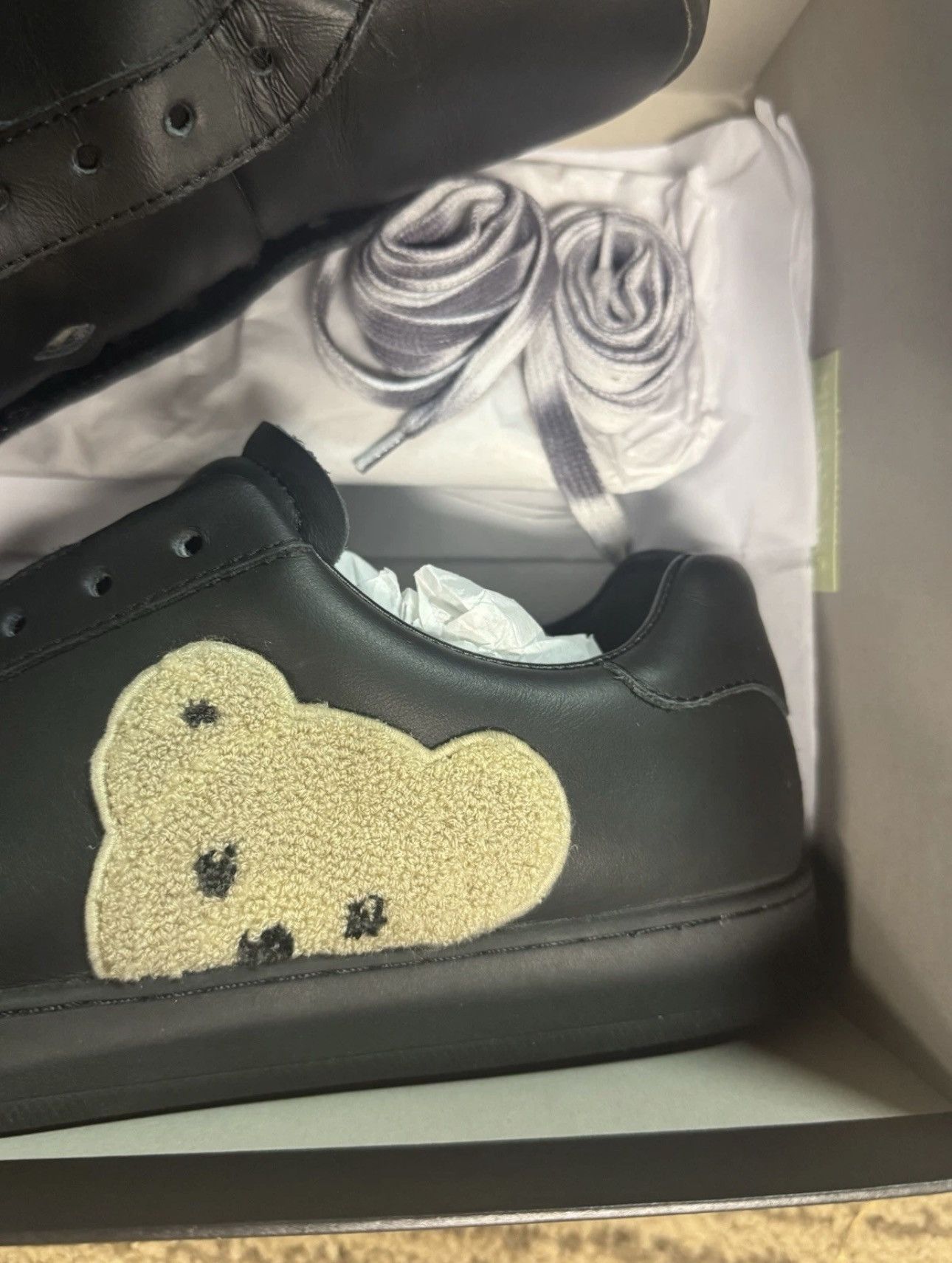 Palm Angels Palm Angels Men’s Teddy Bear Casual Shoe Size 42 Used Size US 9 / EU 42 - 3 Thumbnail