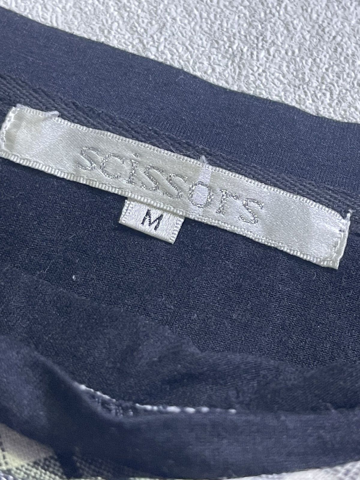 If Six Was Nine Y2K SCISSORS print long sleeve t-shirt with layered neckline Size US M / EU 48-50 / 2 - 4 Thumbnail