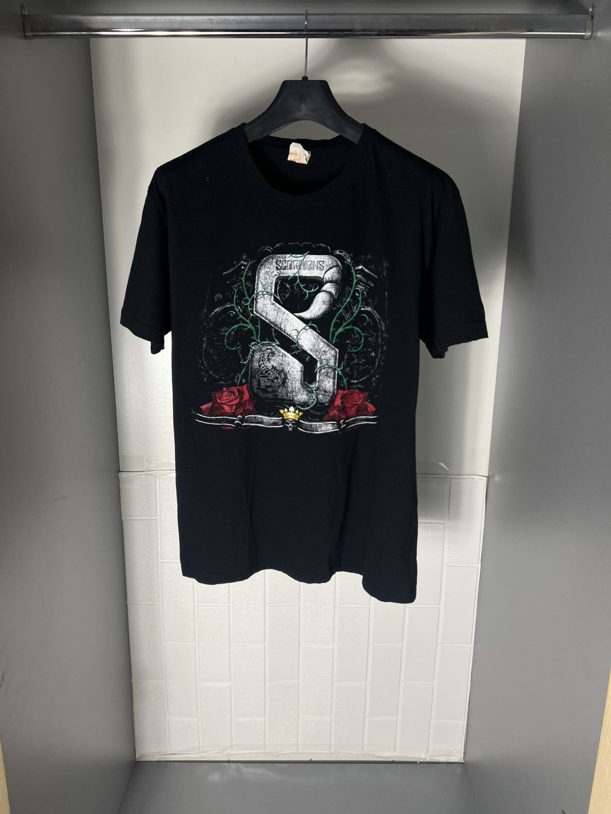 Band Tees × Vintage VERY RARE SCORPIONS WORLD TOUR T-SHIRT DOUBLE PRINTED 90s Size US XL / EU 56 / 4 - 1 Thumbnail
