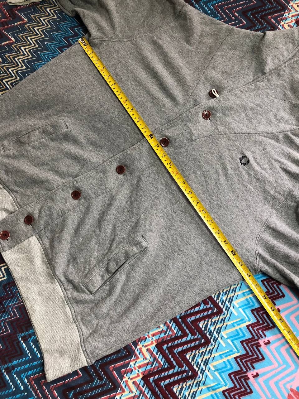 Fred Perry sweatshirt Y2K Fred Perry logo gray streetwear Vintage Size US XXL / EU 58 / 5 - 11 Thumbnail