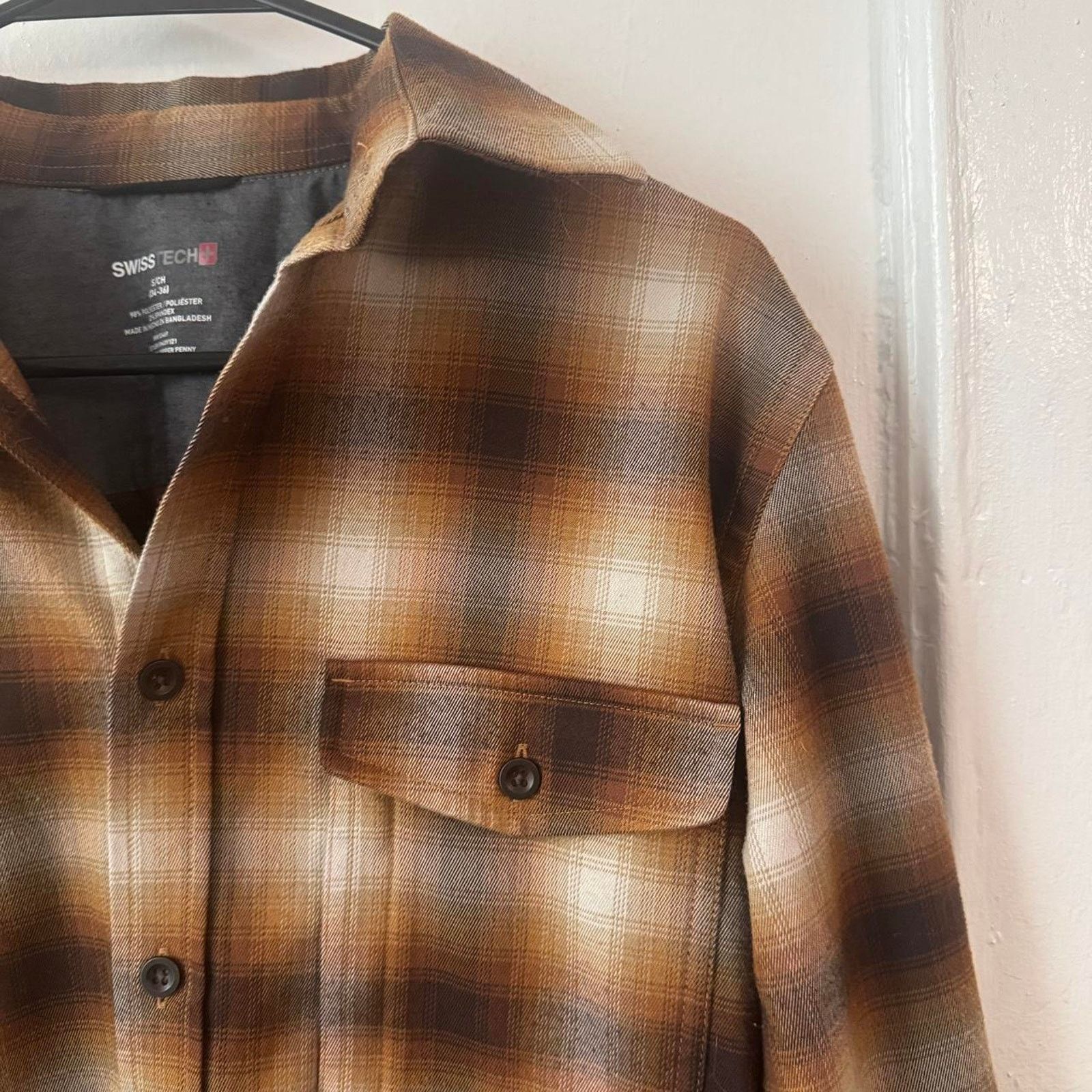 Other Cabincore cozy brown plaid button up shirt Swiss Tech Size US S / EU 44-46 / 1 - 2 Thumbnail