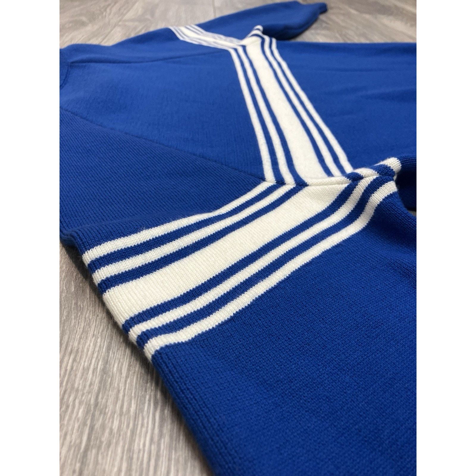 Gucci Gucci Knit Wool Sweater With Square GG | EXCELLENT! Size US M / EU 48-50 / 2 - 11 Thumbnail