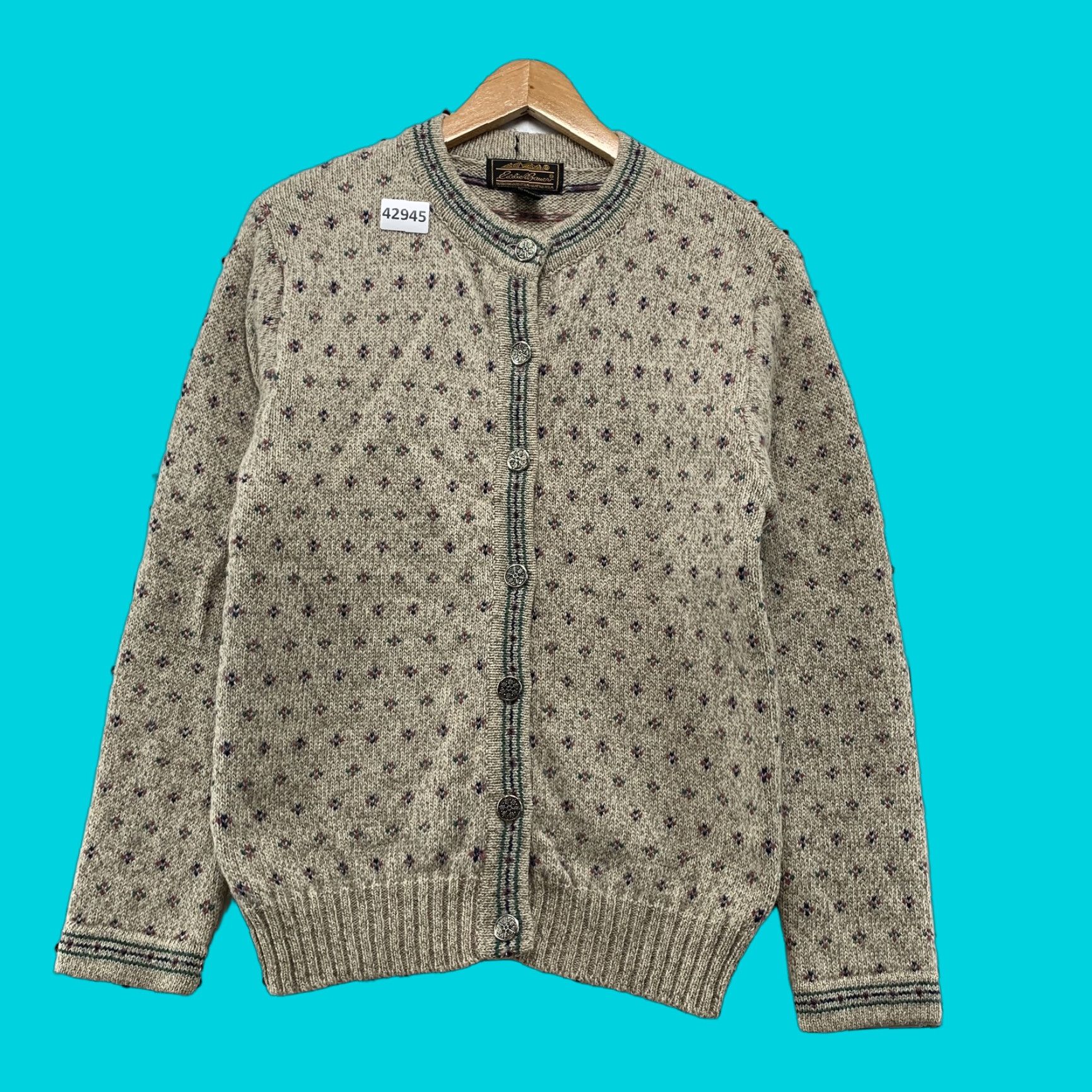Eddie Bauer VINTAGE Eddie Bauer Cardigan Wool Blend Knit Sweater Womens Medium Beige 80s Cardigan Womens M Beige 80s Vintage Eddie Bauer Sweater Women Size M / US 6-8 / IT 42-44 - 1 Thumbnail