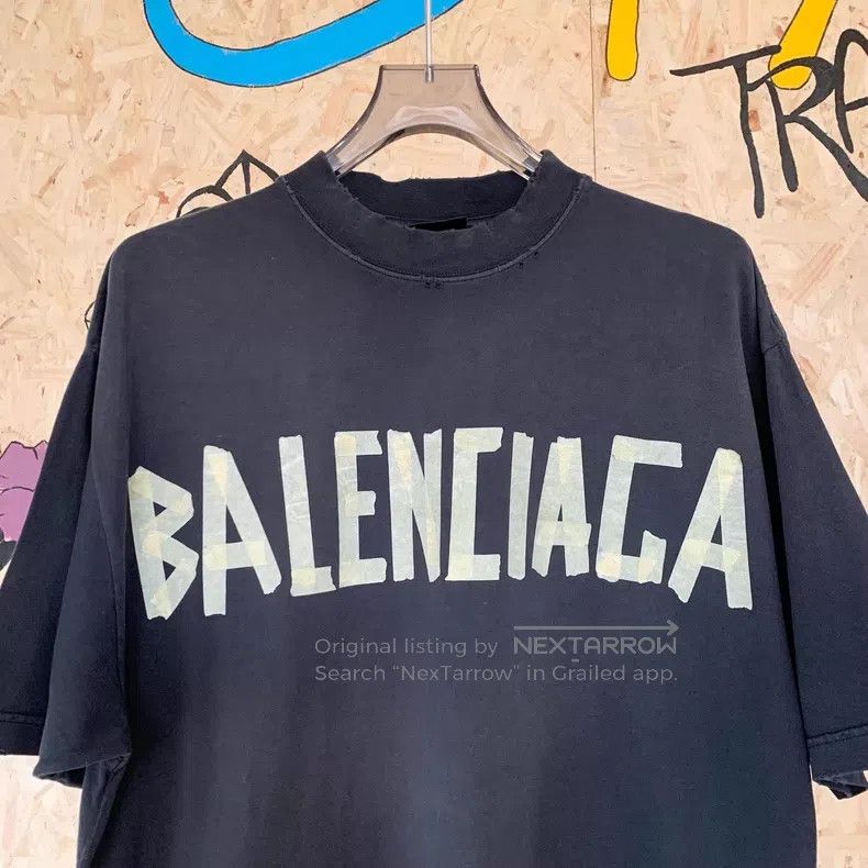 Balenciaga Balenciaga Tape Letter Logo Printed Plain Knit Round Neck Size US S / EU 44-46 / 1 - 3 Thumbnail
