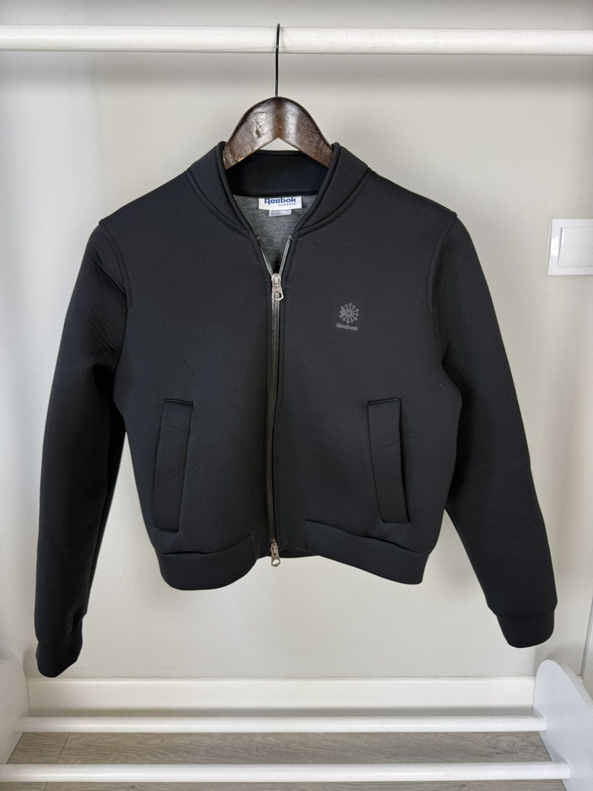 Reebok Reebok full zip Crop Jacket Size S / US 4 / IT 40 - 1 Thumbnail